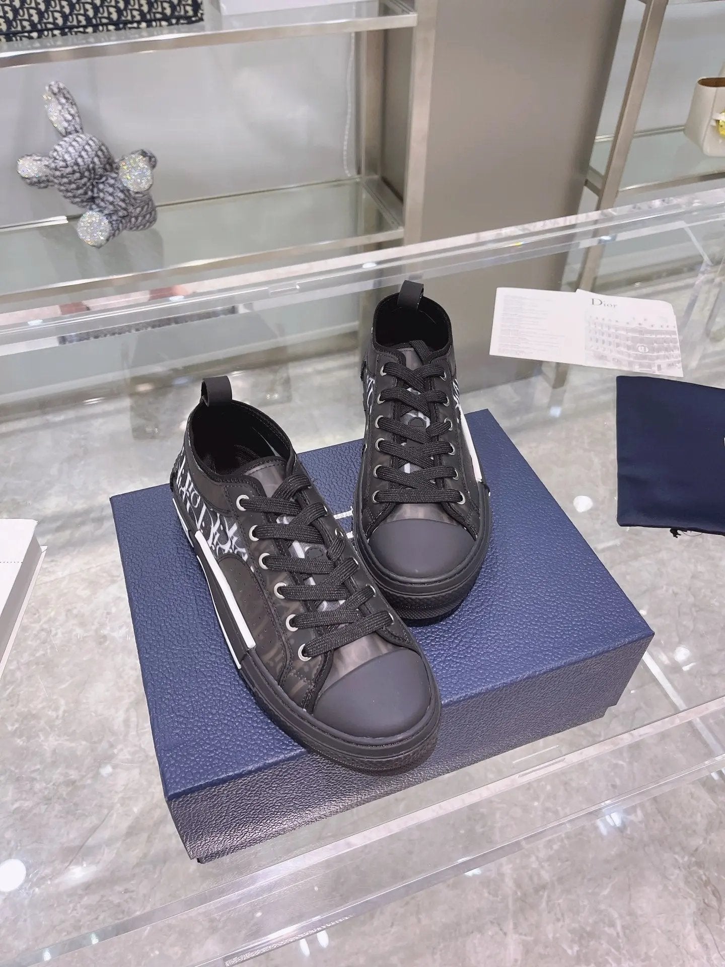 Dior  Black Low Elephand.shoes
