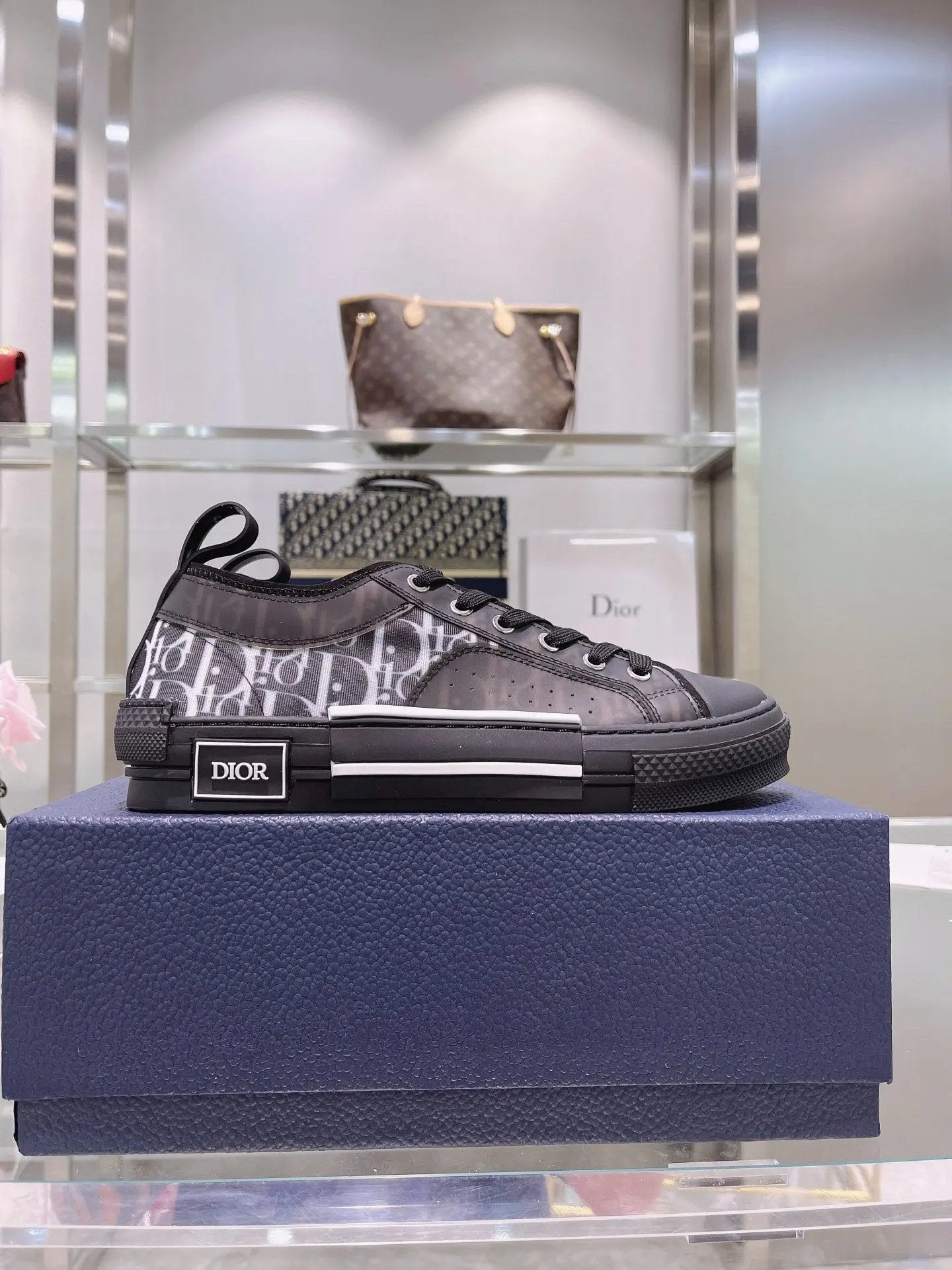 Dior  Black Low Elephand.shoes