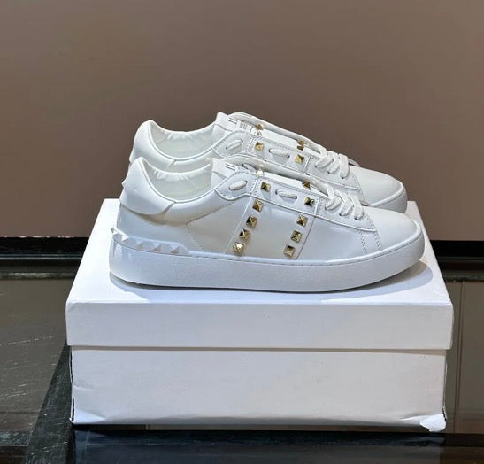 Valentino Low Gold Elephand.shoes