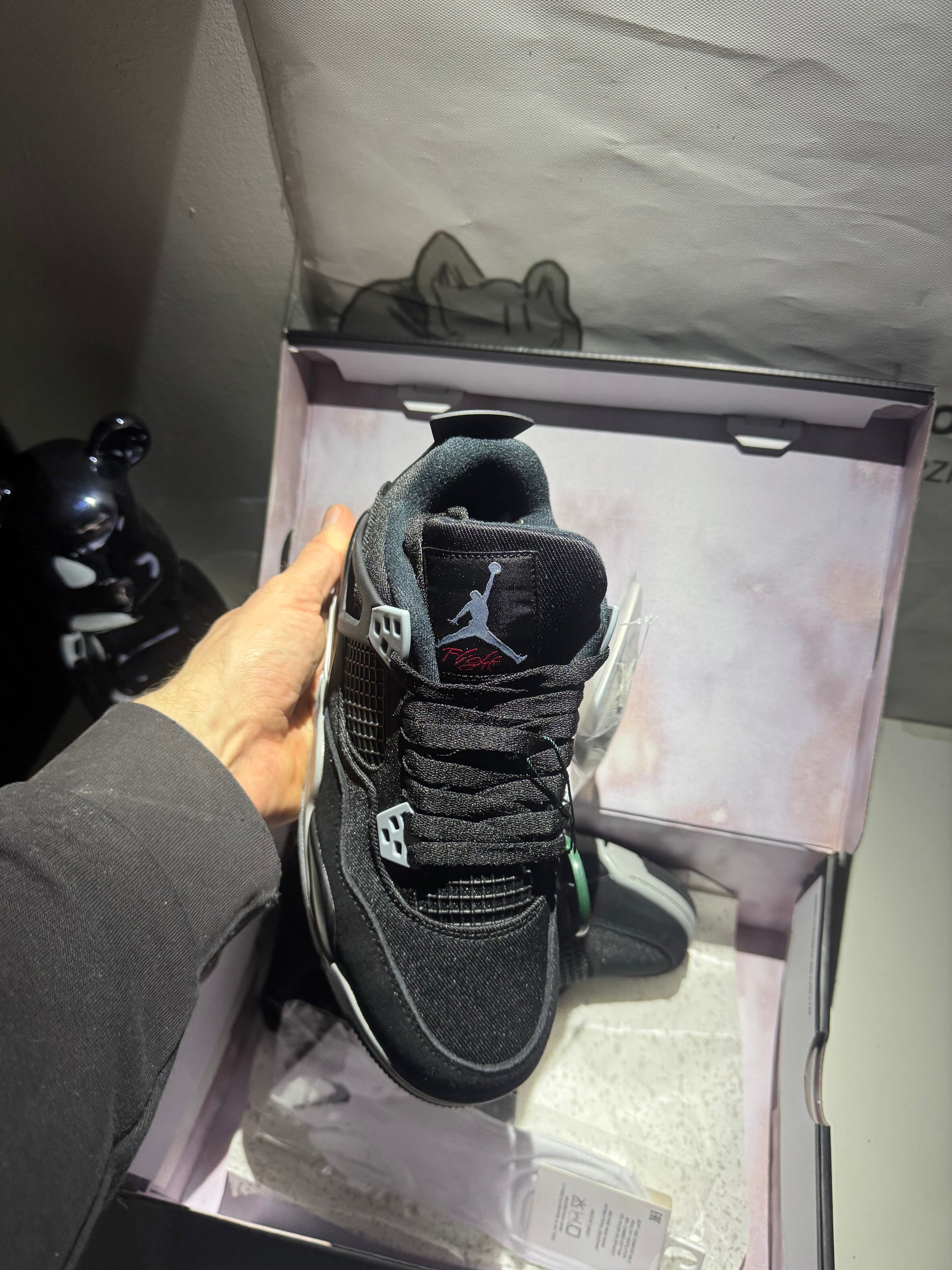 Jordan 4 Core Black (Odmah Dostupne) br 38 Elephand.shoes