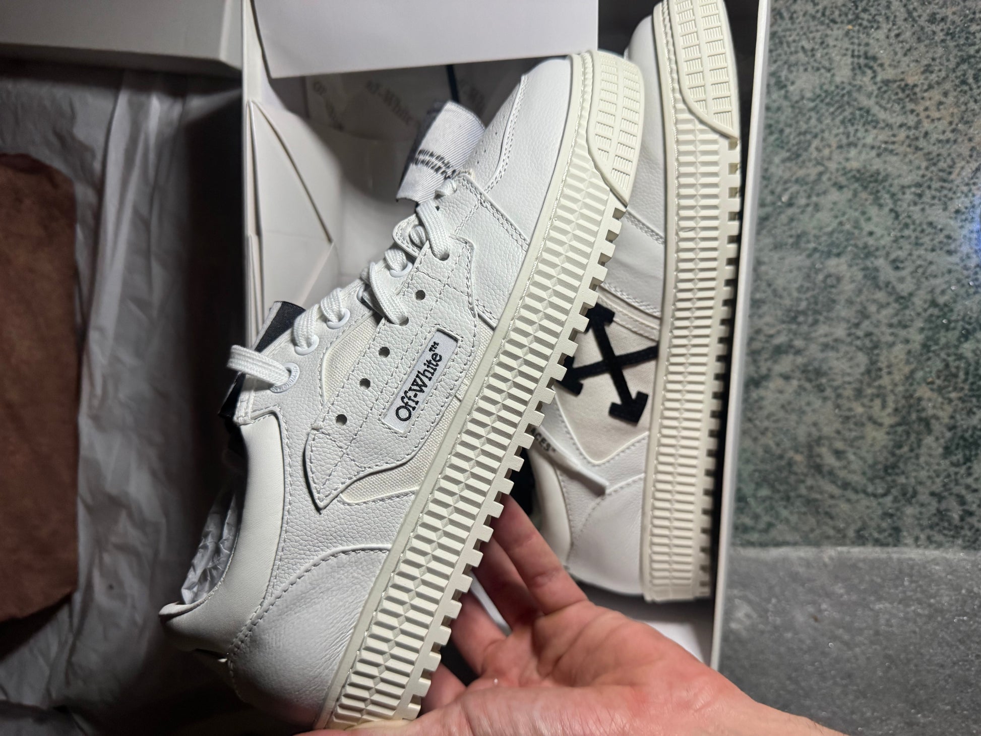 Off White Off Court Low (Odmah Dostupne) br 46 Elephand.shoes