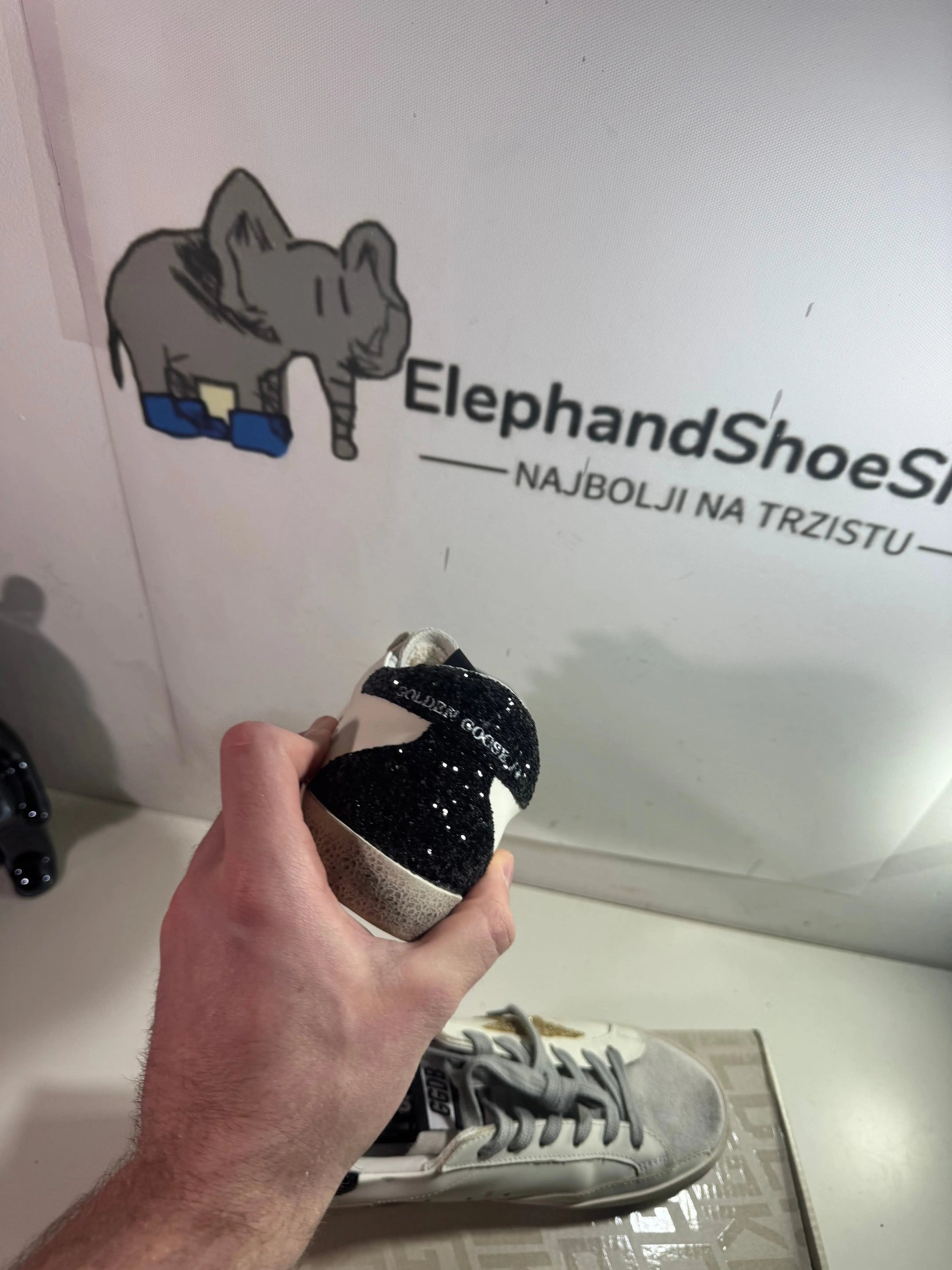 Golden Goose Gold/Black (Odmah dostupne) br 37 39 Elephand.shoes