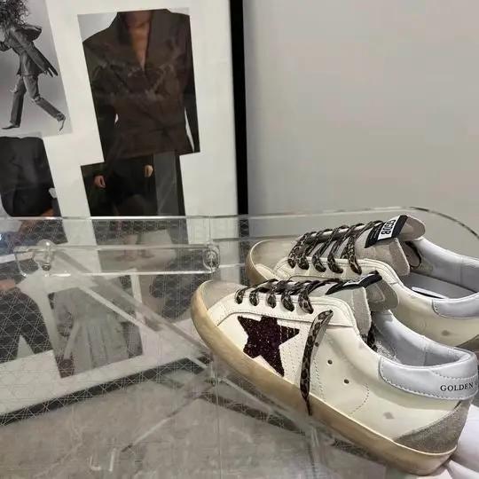 Golden Goose Red Glow Elephand.shoes