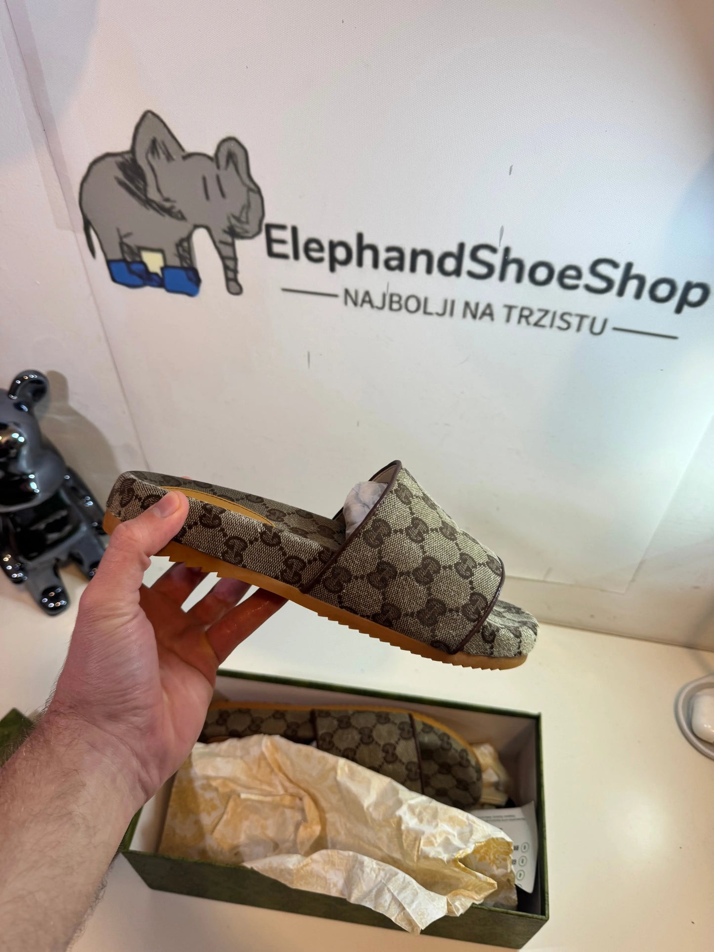 Gucci Slides (Odmah dostupne) br 40 Elephand.shoes