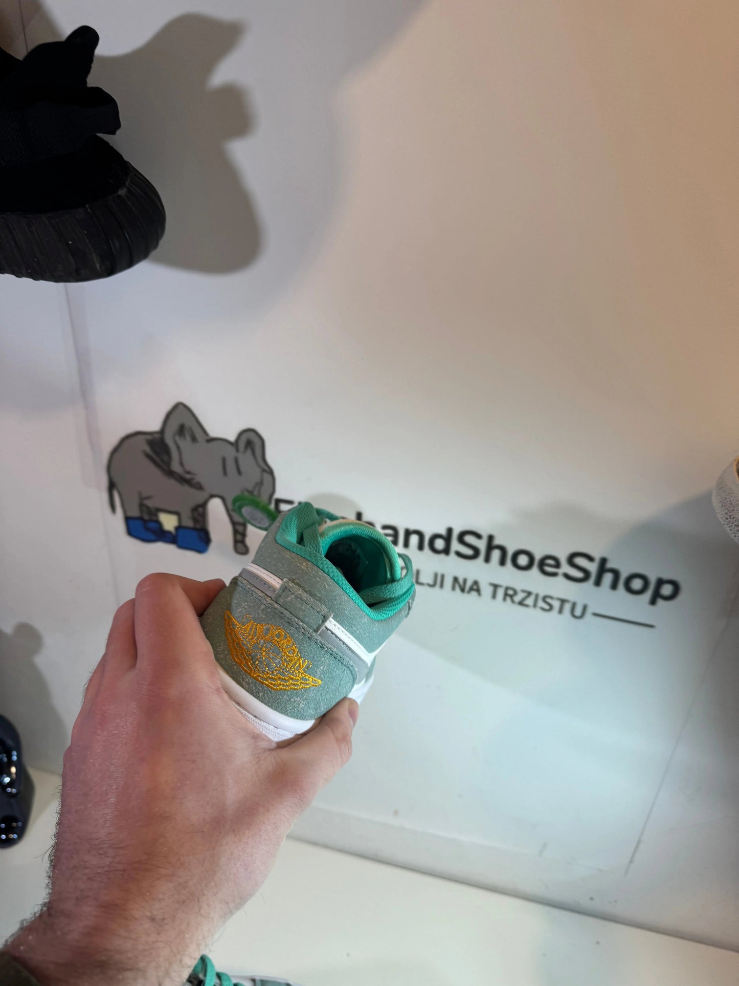 Jordan 1 Low Oreen (Odmah Dostupne) br 39 Elephand.shoes