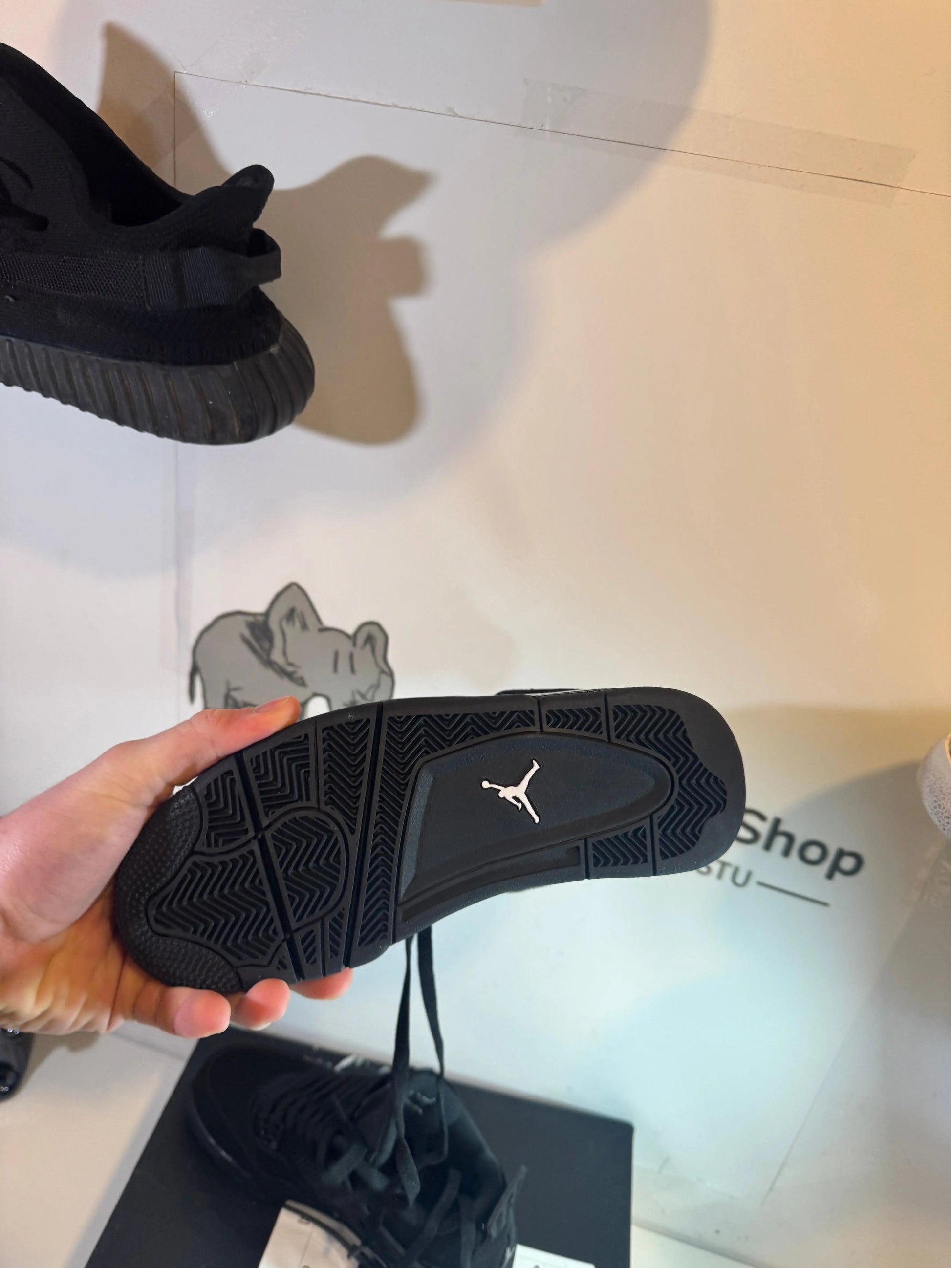 Jordan 4 Black Cat (Odmah Dostupne) br 46 Elephand.shoes