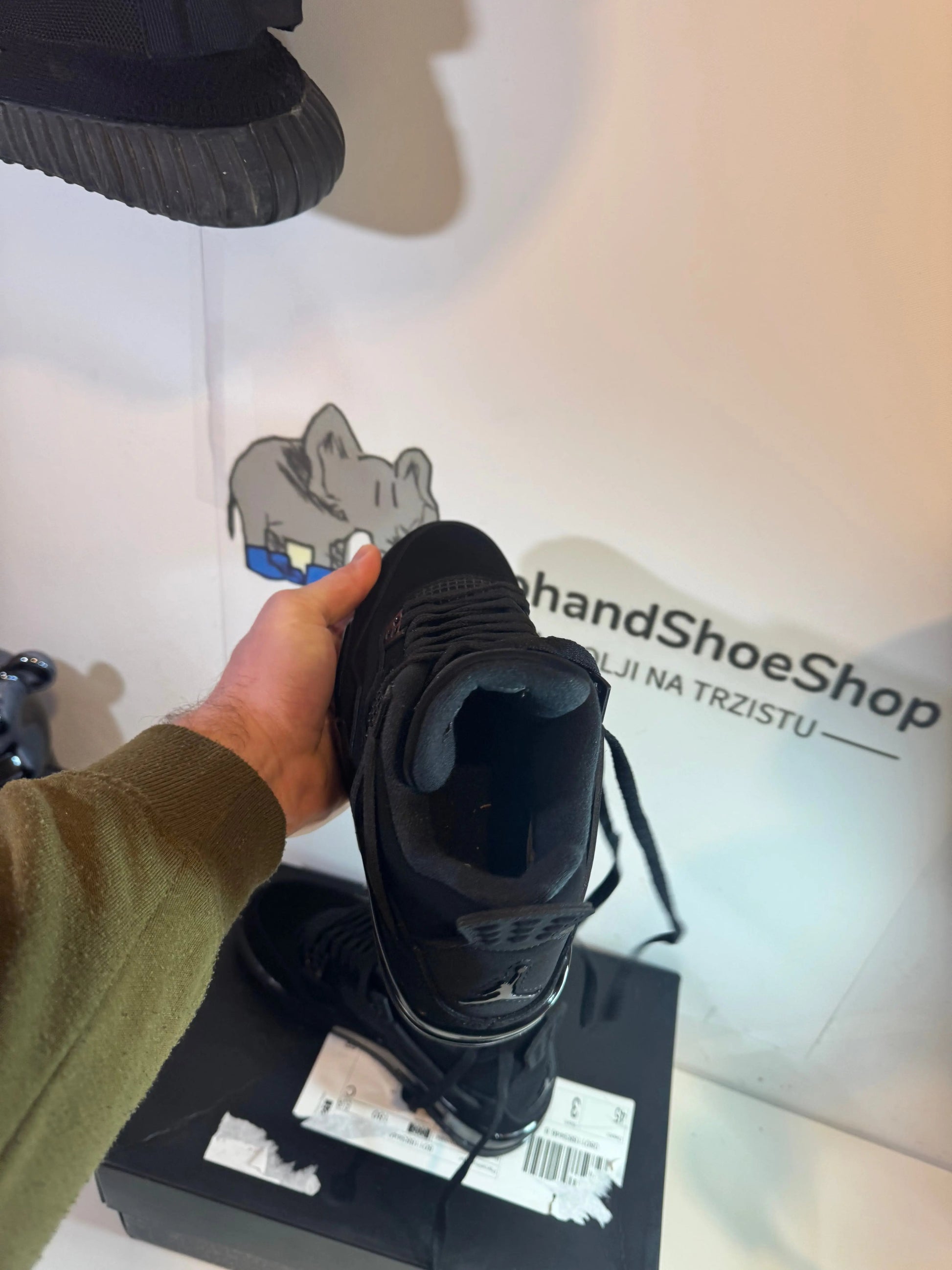 Jordan 4 Black Cat (Odmah Dostupne) br 46 Elephand.shoes