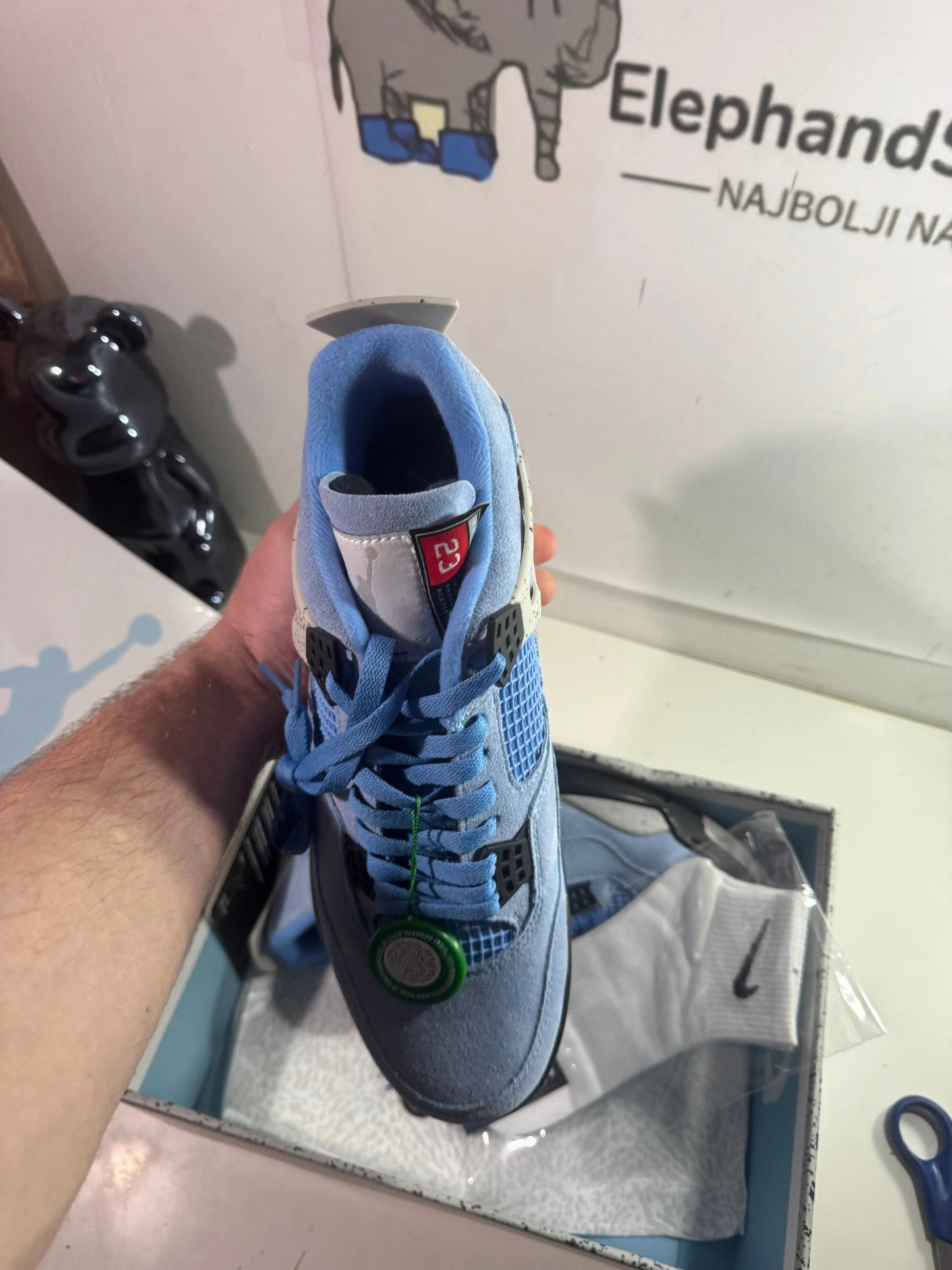 Jordan 4 University Blue (Odmah Dostupne)br 45 Elephand.shoes