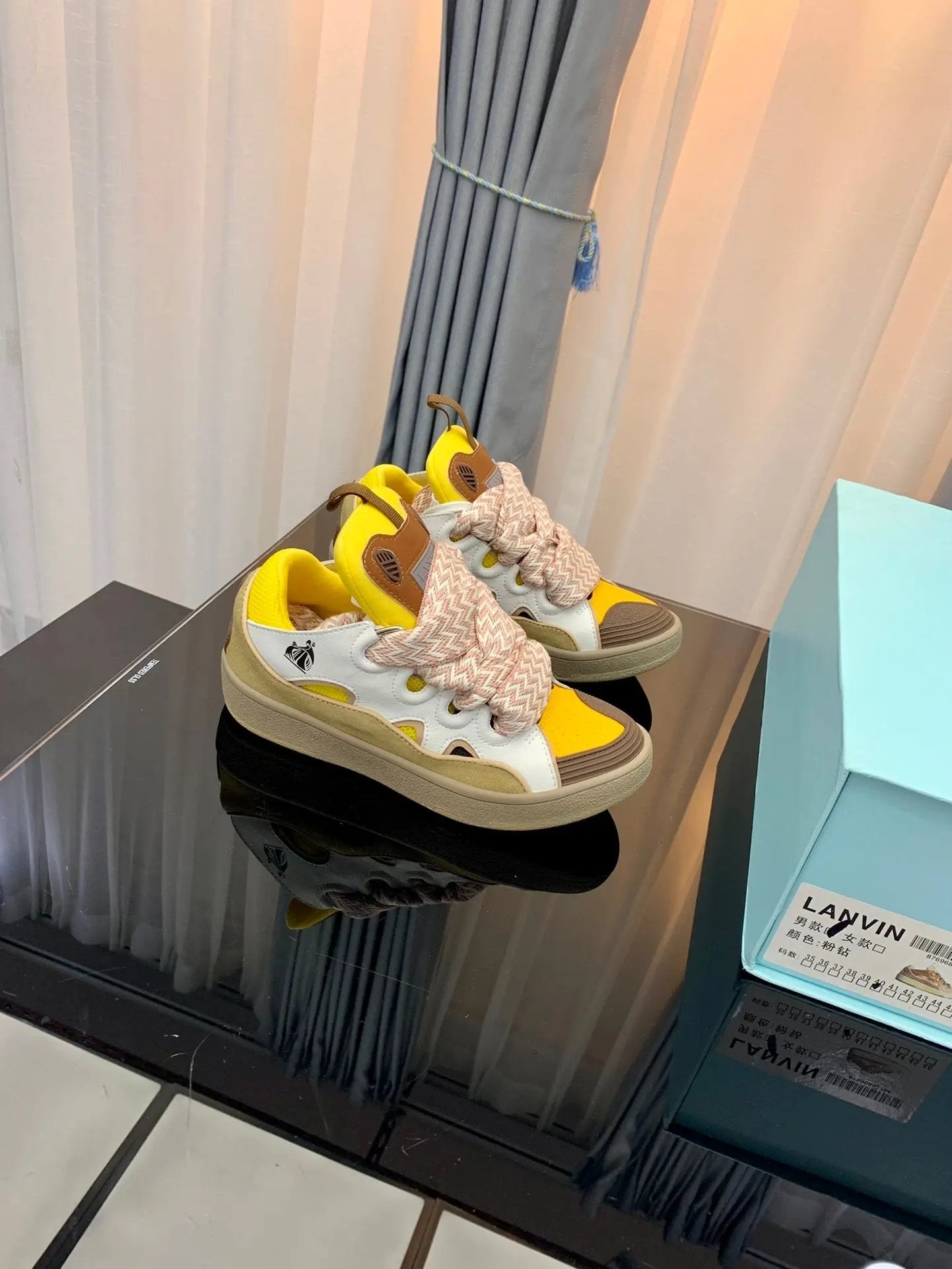 Lanvin Yellow Elephand.shoes