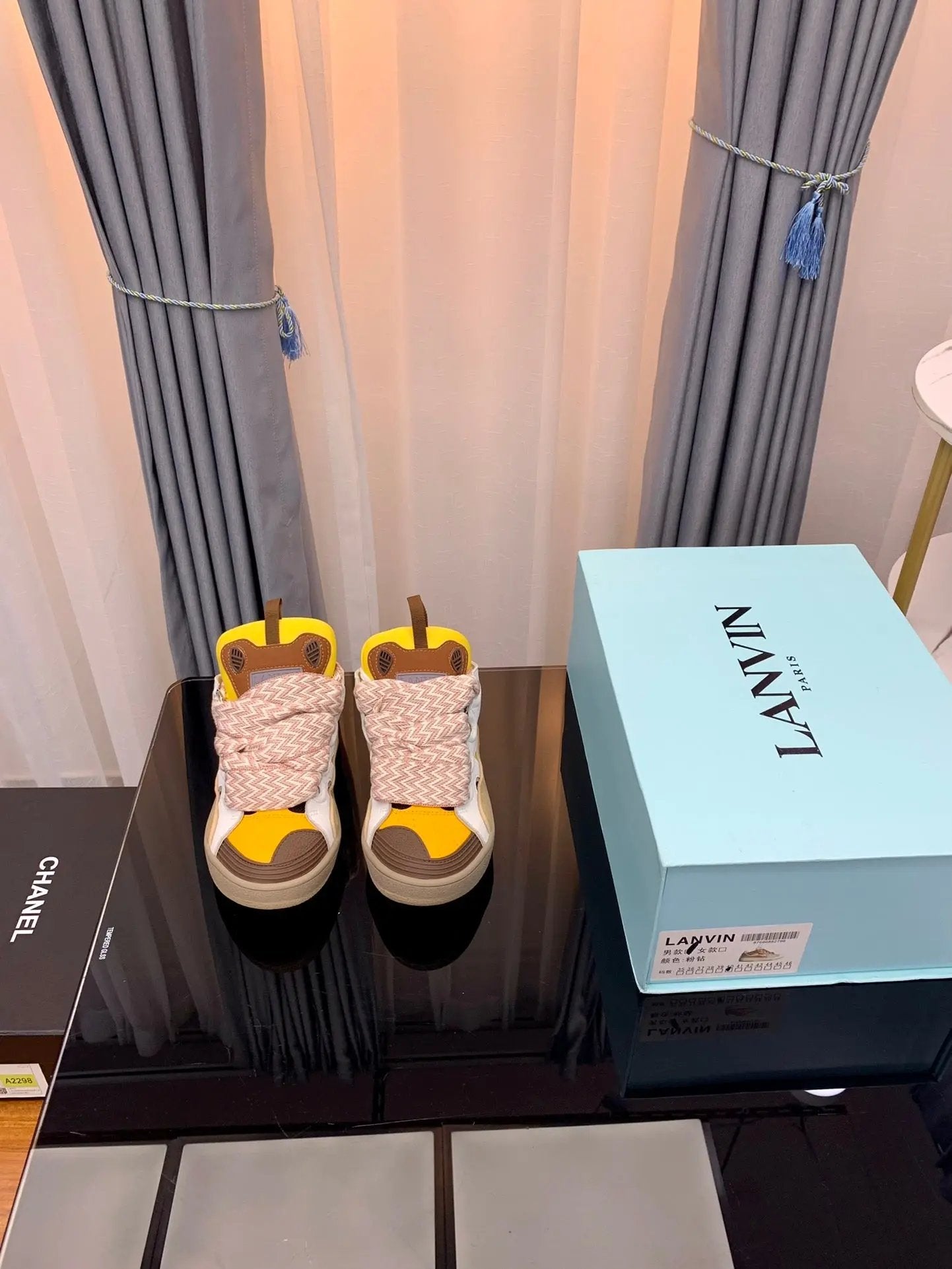 Lanvin Yellow Elephand.shoes