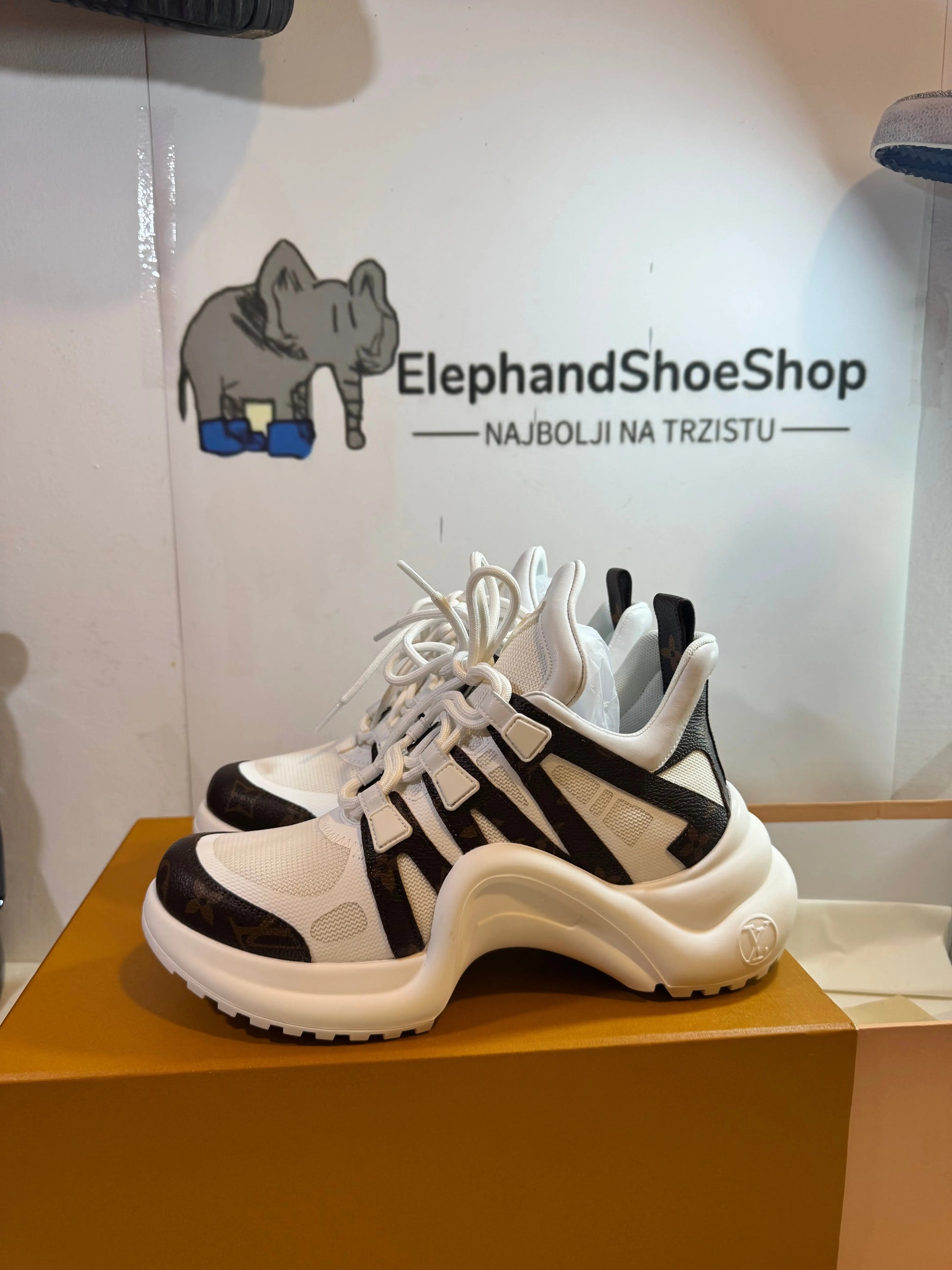 Louis Vuitton High Senakers (Odmah Dostupne) br 39 Elephand.shoes