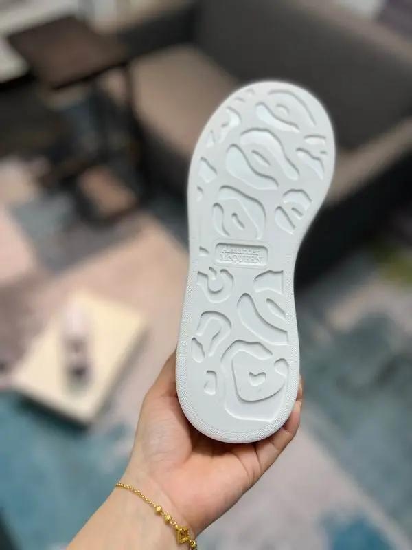 Mc Queen Purple Elephand.shoes