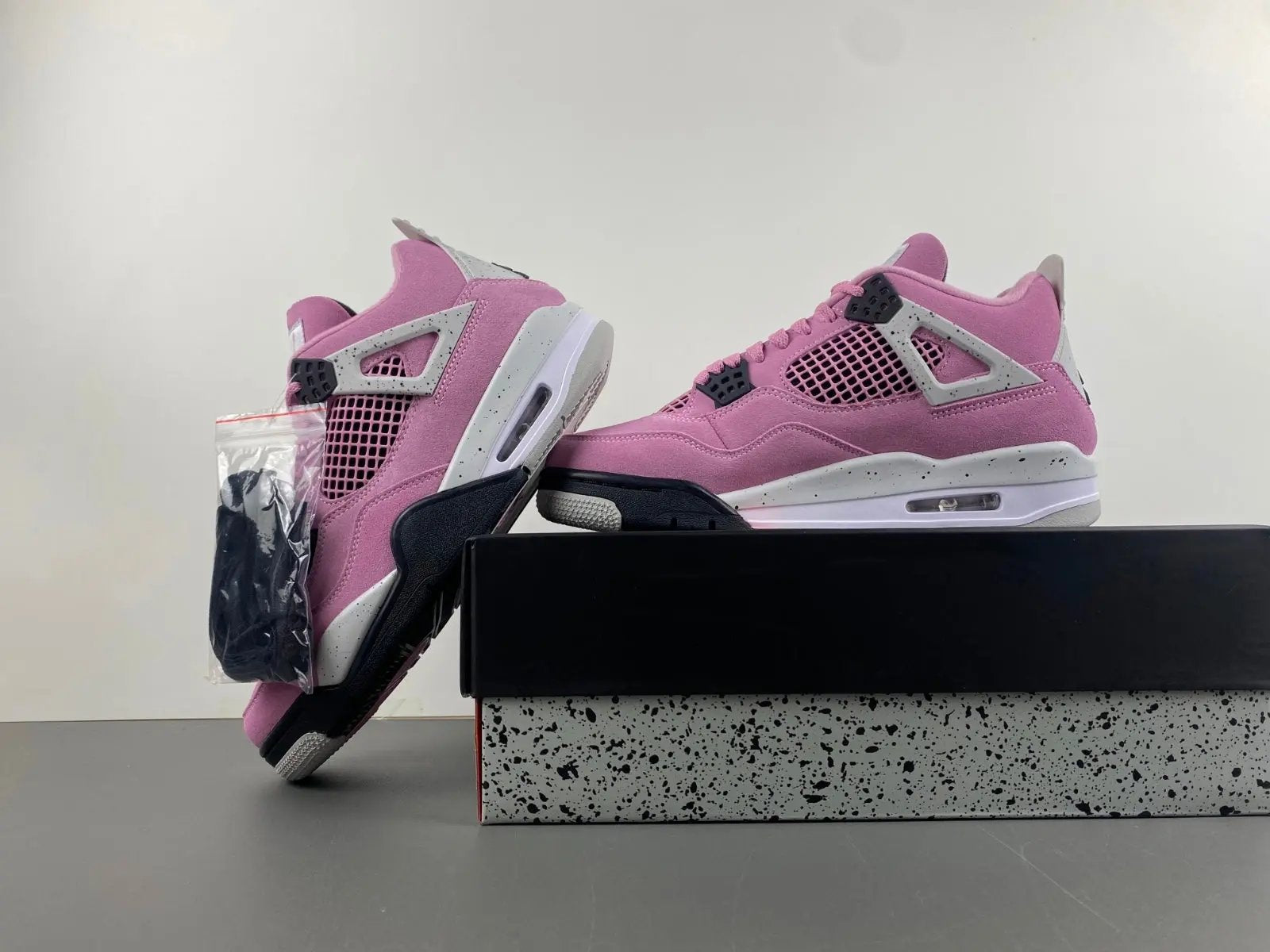 Nike Air Jordan 4  Orchid Elephand.shoes