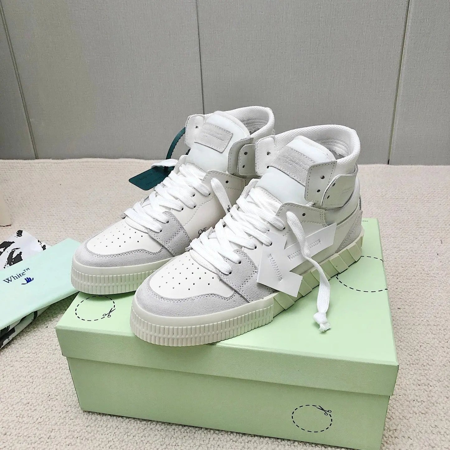 Off-White Mid-Top White Elephand.shoes