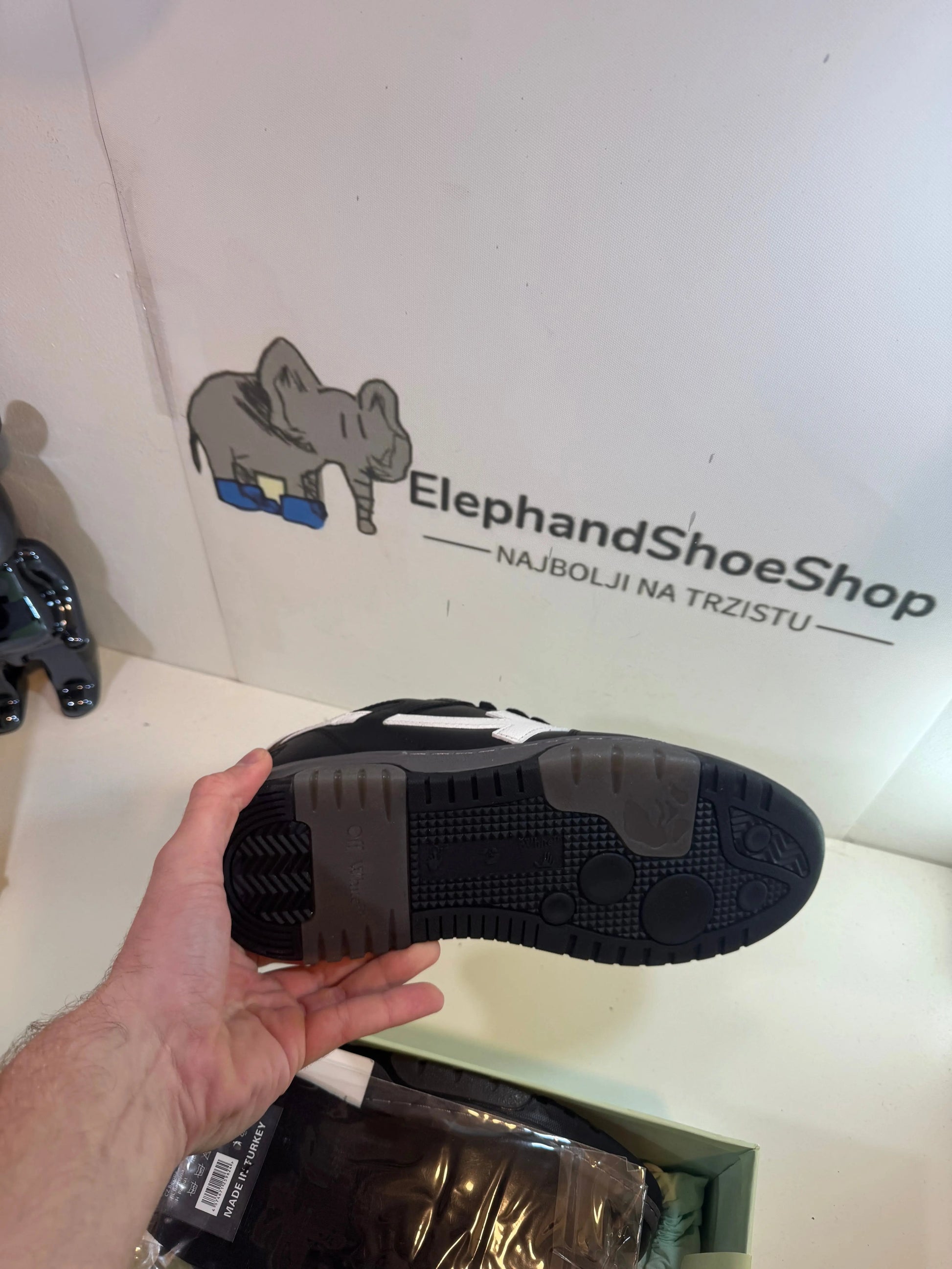 Off White Out the Office Black (Odmah Dostupne) br 44 Elephand.shoes