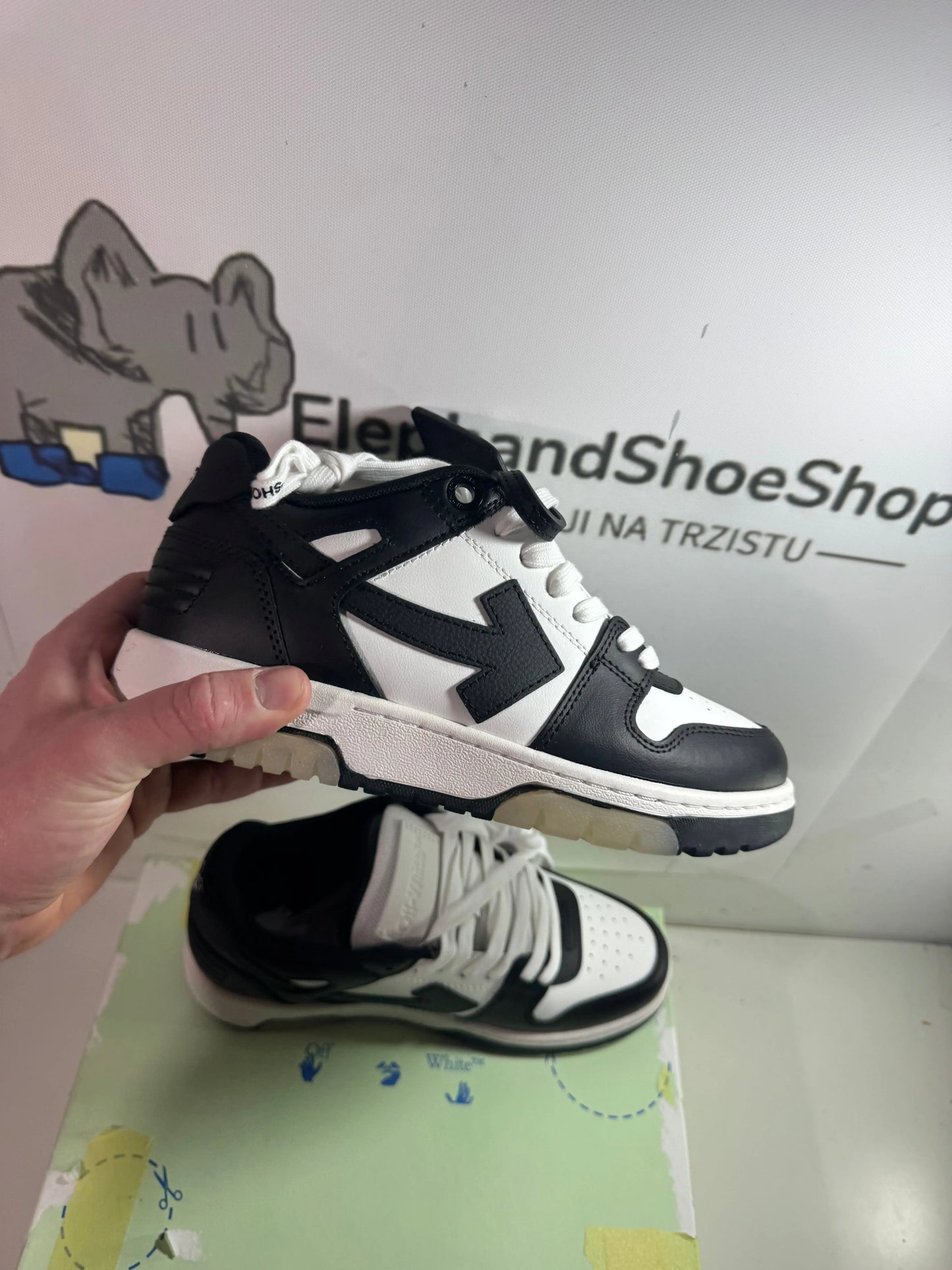 Off White Out the Office Black (Odmah Dostupne) br 45 Elephand.shoes