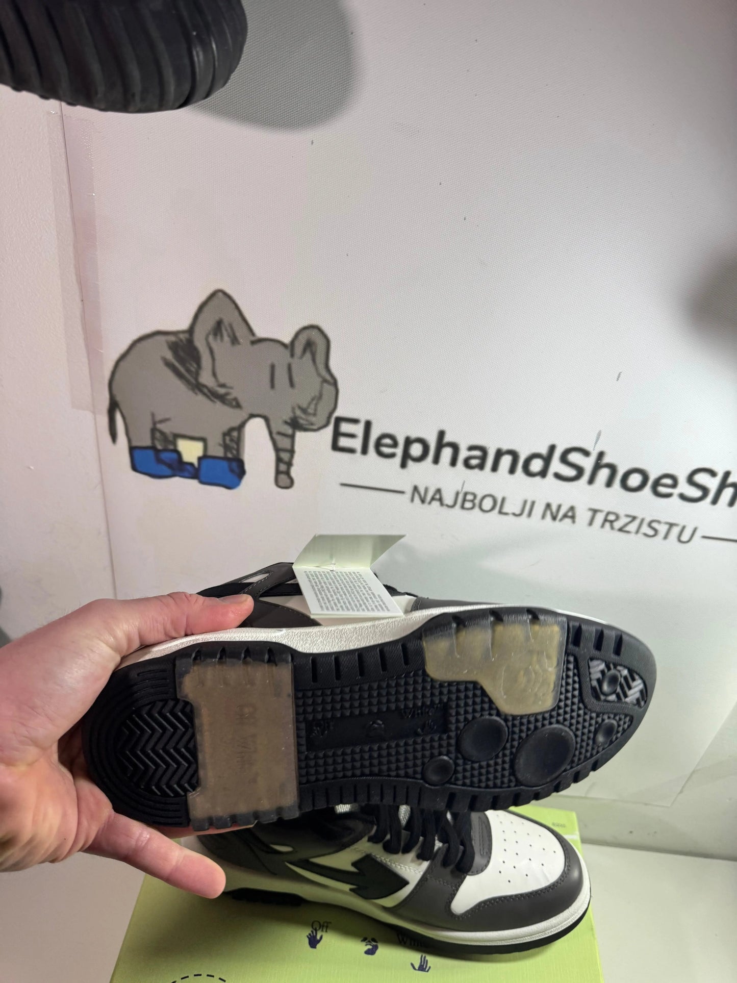 Off White Out the Office Grey (Odmah Dostupne) br 43 Elephand.shoes