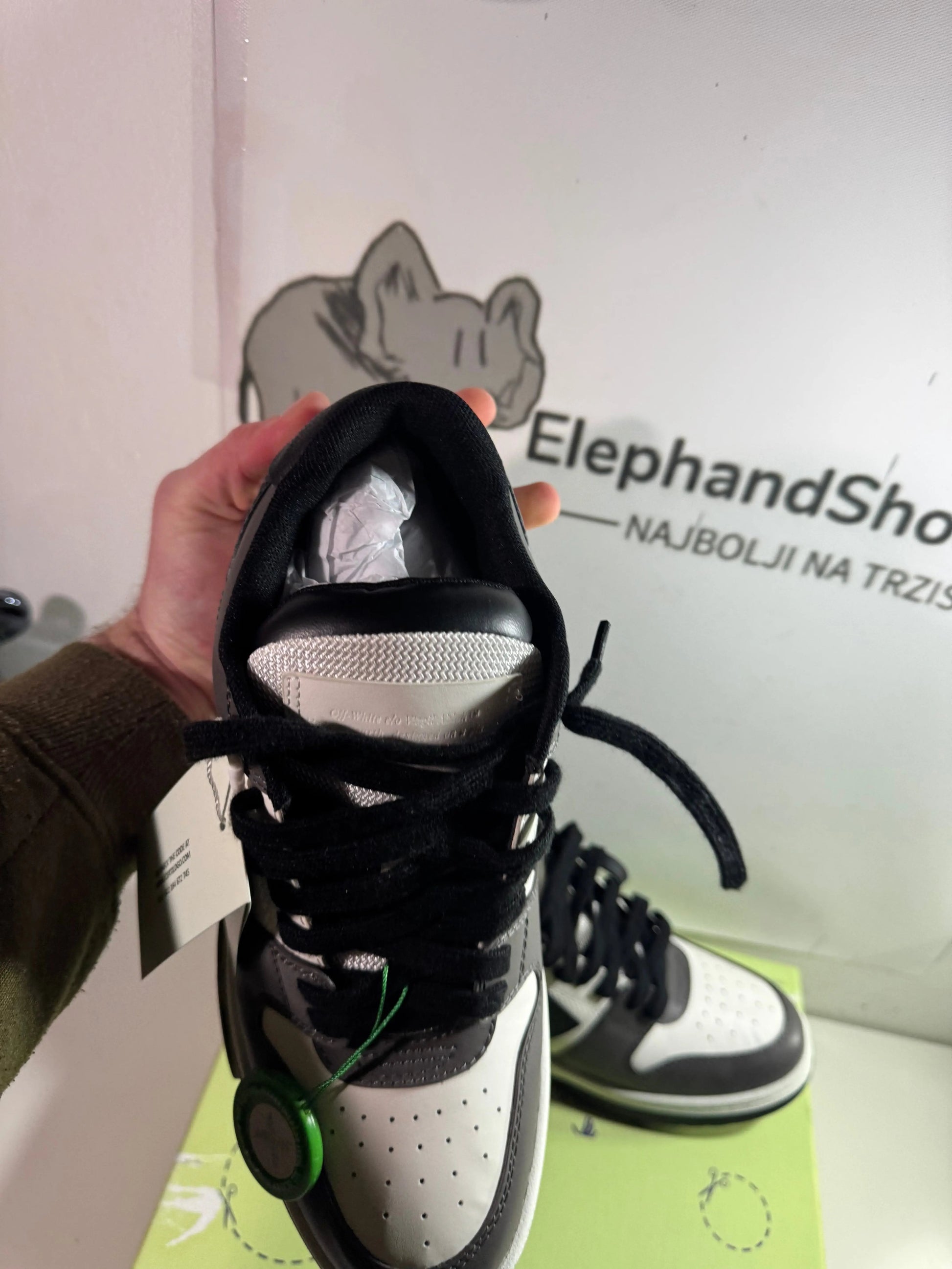 Off White Out the Office Grey (Odmah Dostupne) br 43 Elephand.shoes