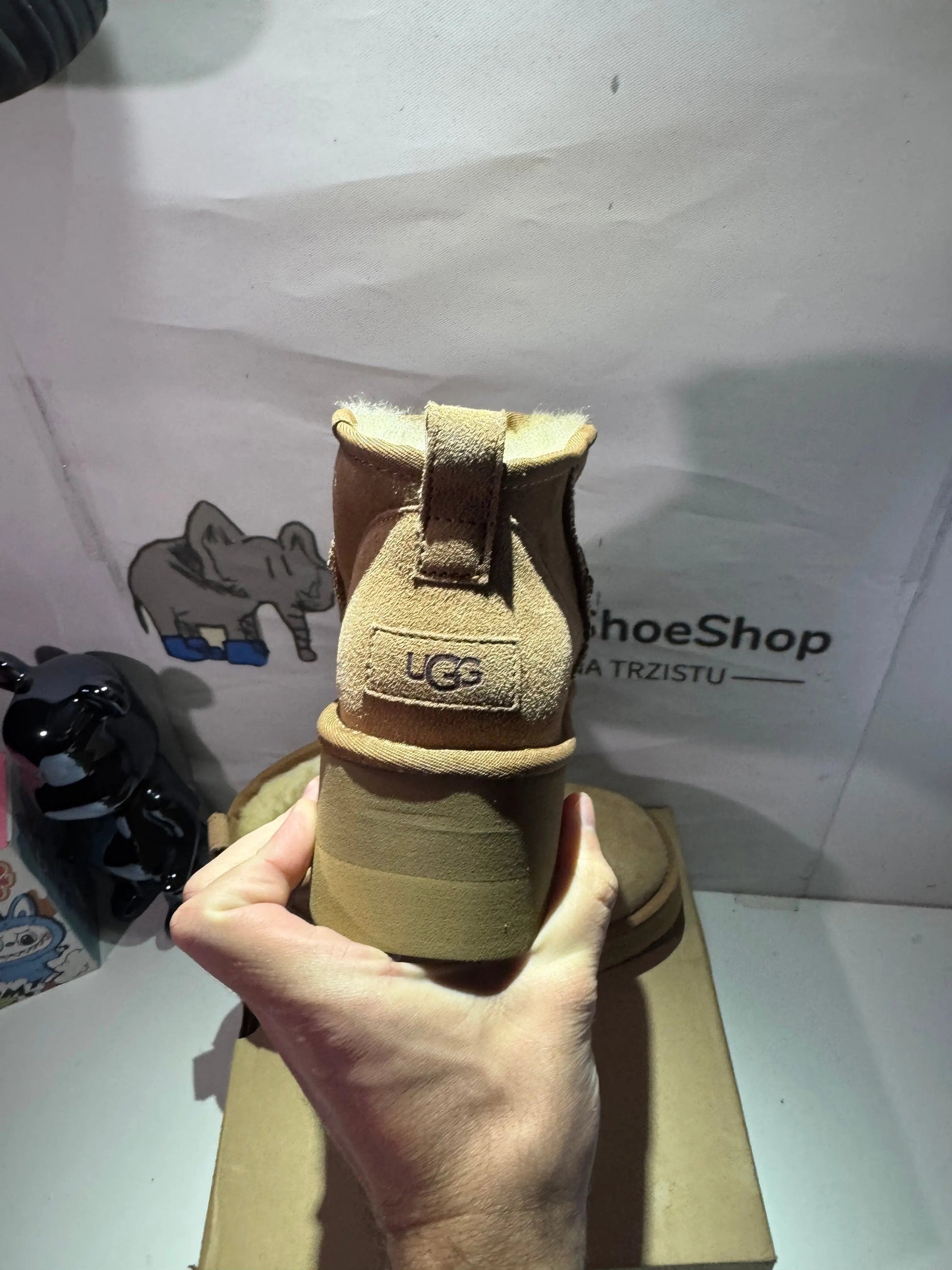 UGG Boots Brown  (Odmah dostupne) br 43 Elephand.shoes