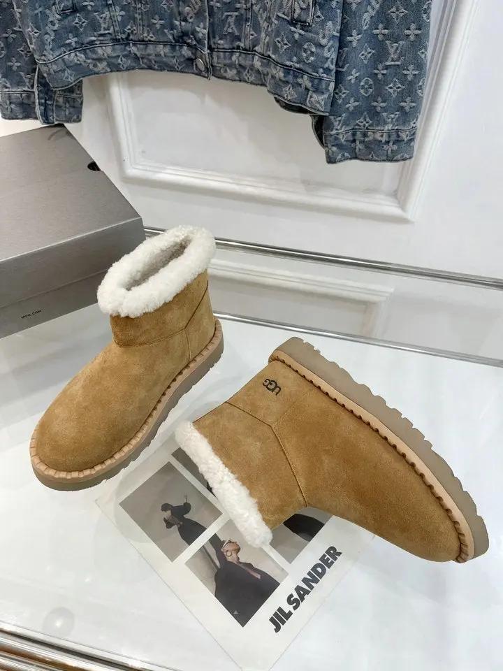 Ugg boots low mini Elephand.shoes