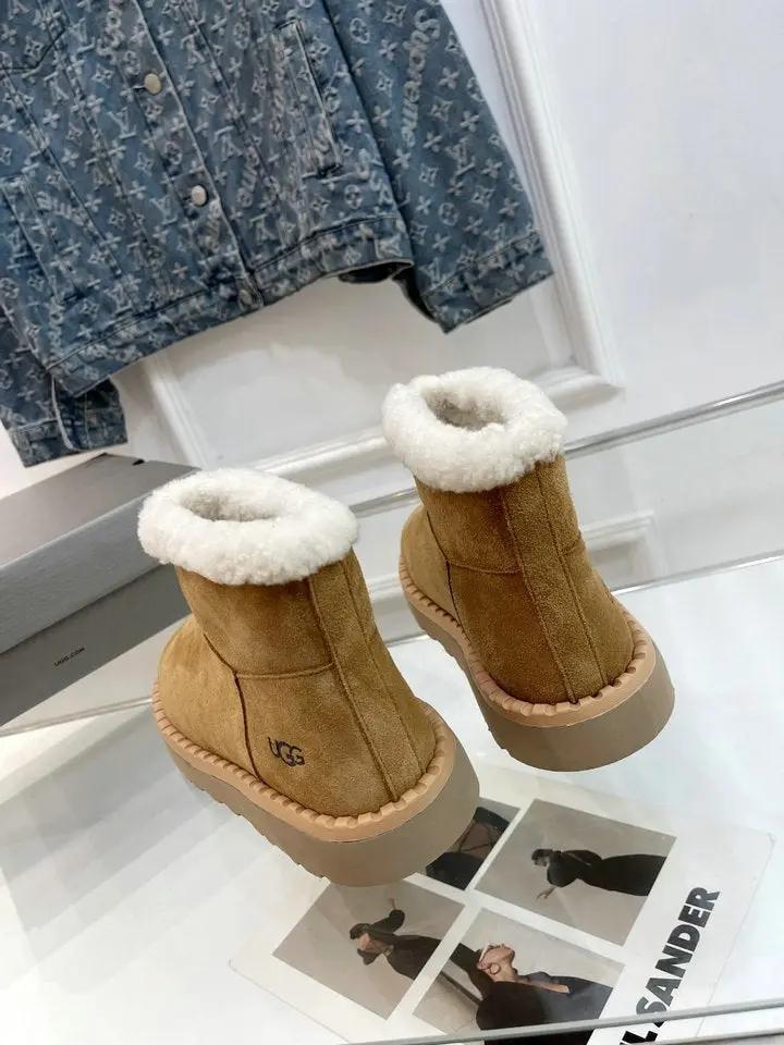 Ugg boots low mini Elephand.shoes