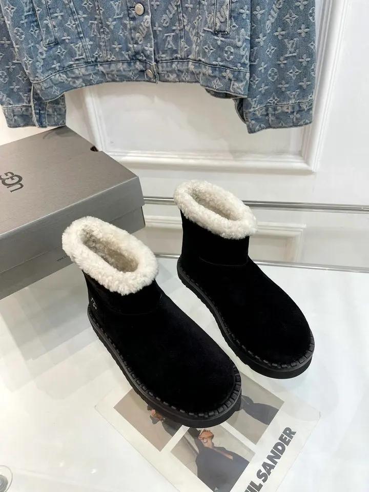 Ugg boots low mini Elephand.shoes