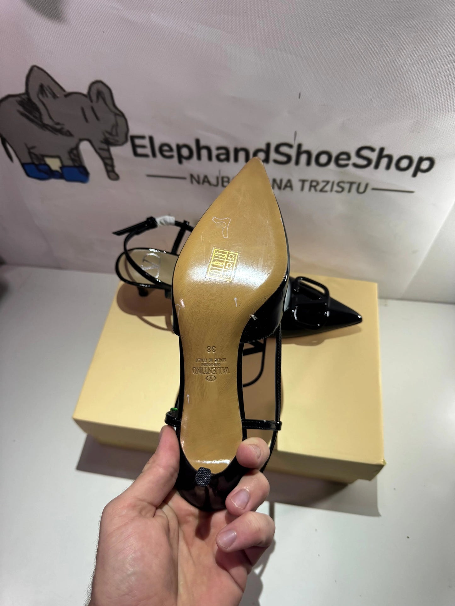Valentino High Heels(Odmah Dostupne) br 38 Elephand.shoes