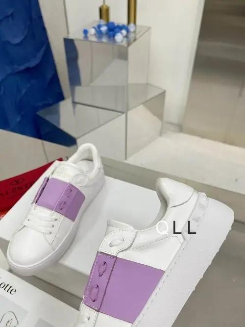 Valentino Low pink Elephand.shoes