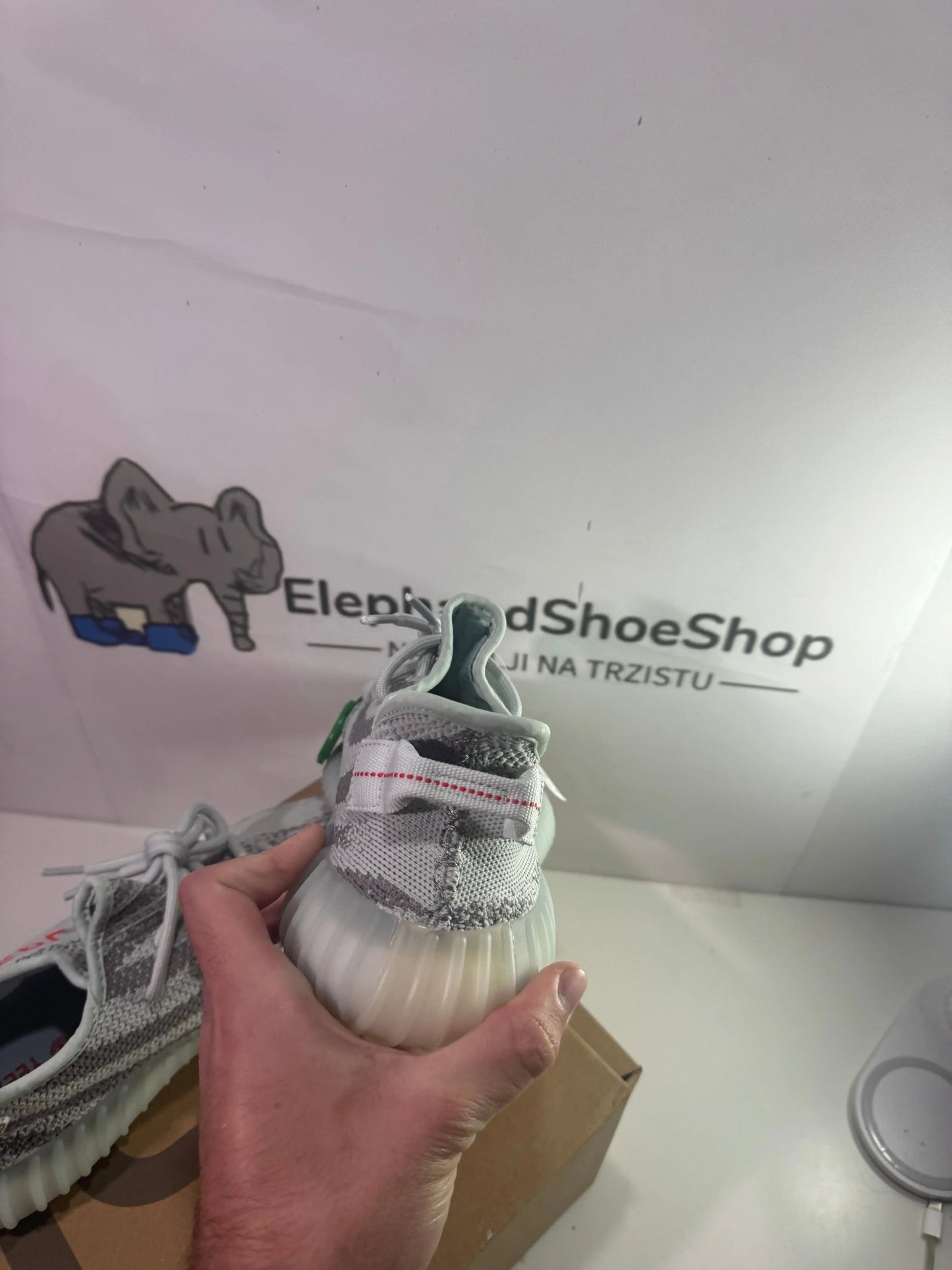 Yeezy Blue Tint (Odmah dostupne) br 41 46 2/3 Elephand.shoes
