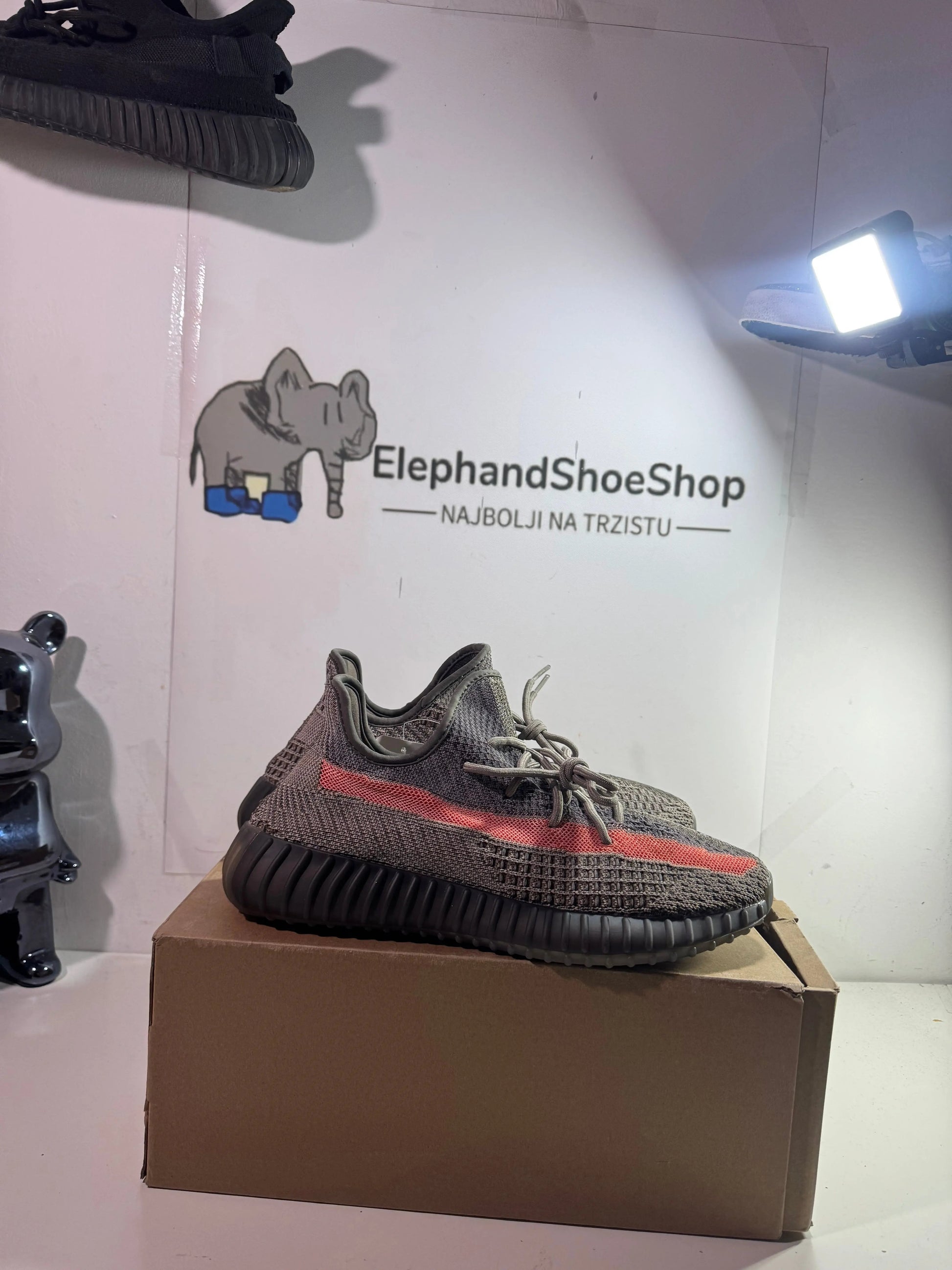 Yeezy Brown / Orange (Odmah dostupne) br 44 2/3 Elephand.shoes