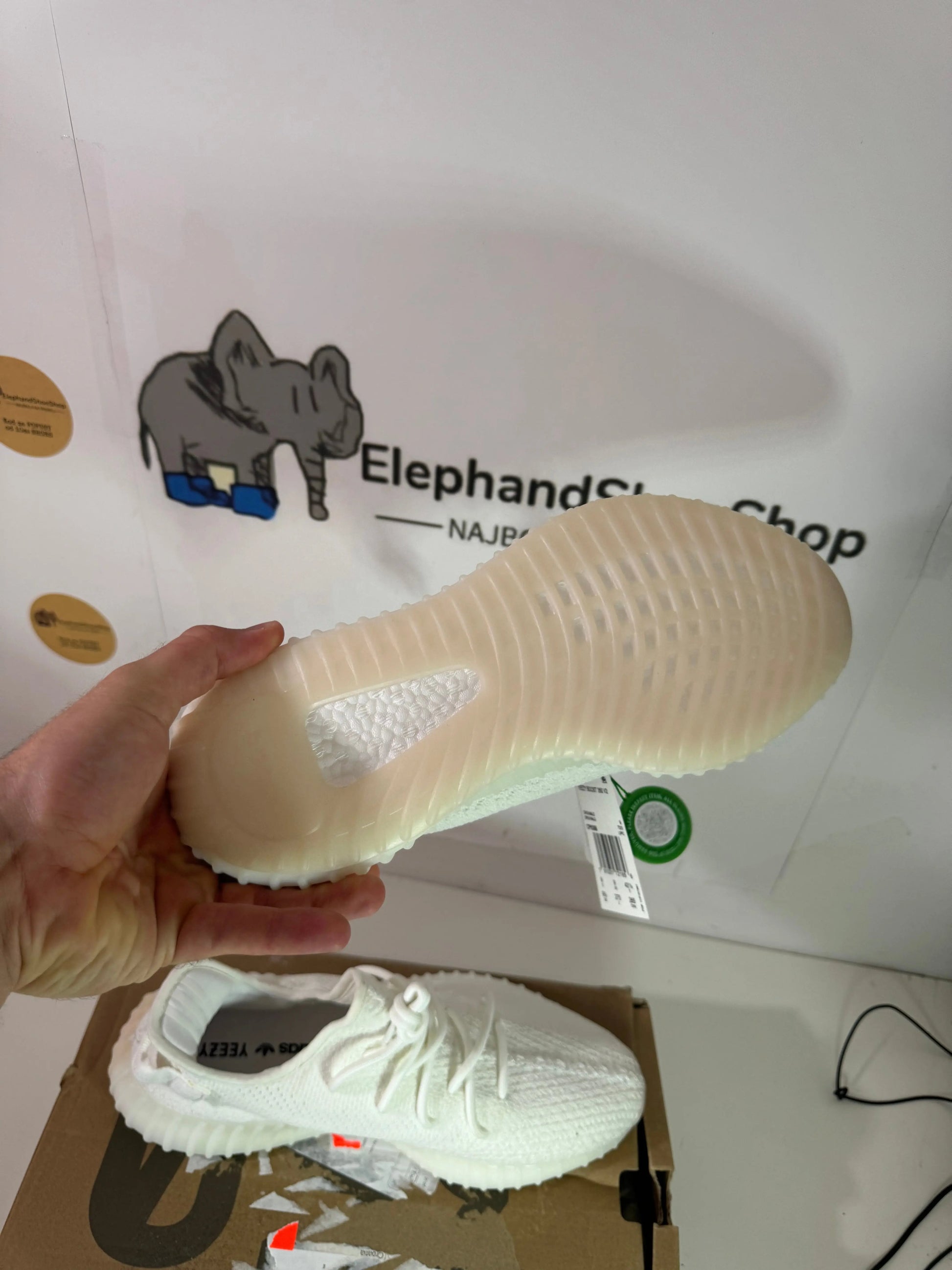 Yeezy Cream V2   (Odmah dostupne) Elephand.shoes