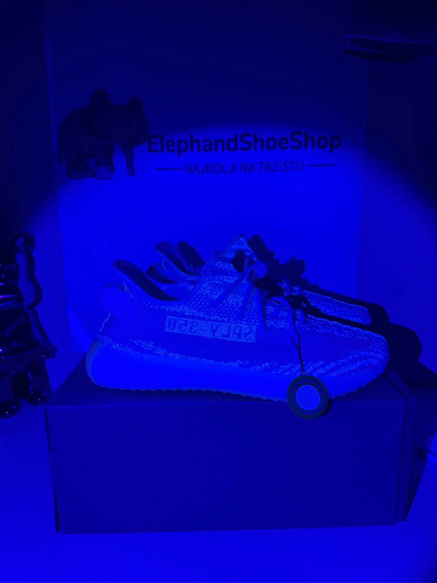 Yeezy Cream V2   (Odmah dostupne) Elephand.shoes
