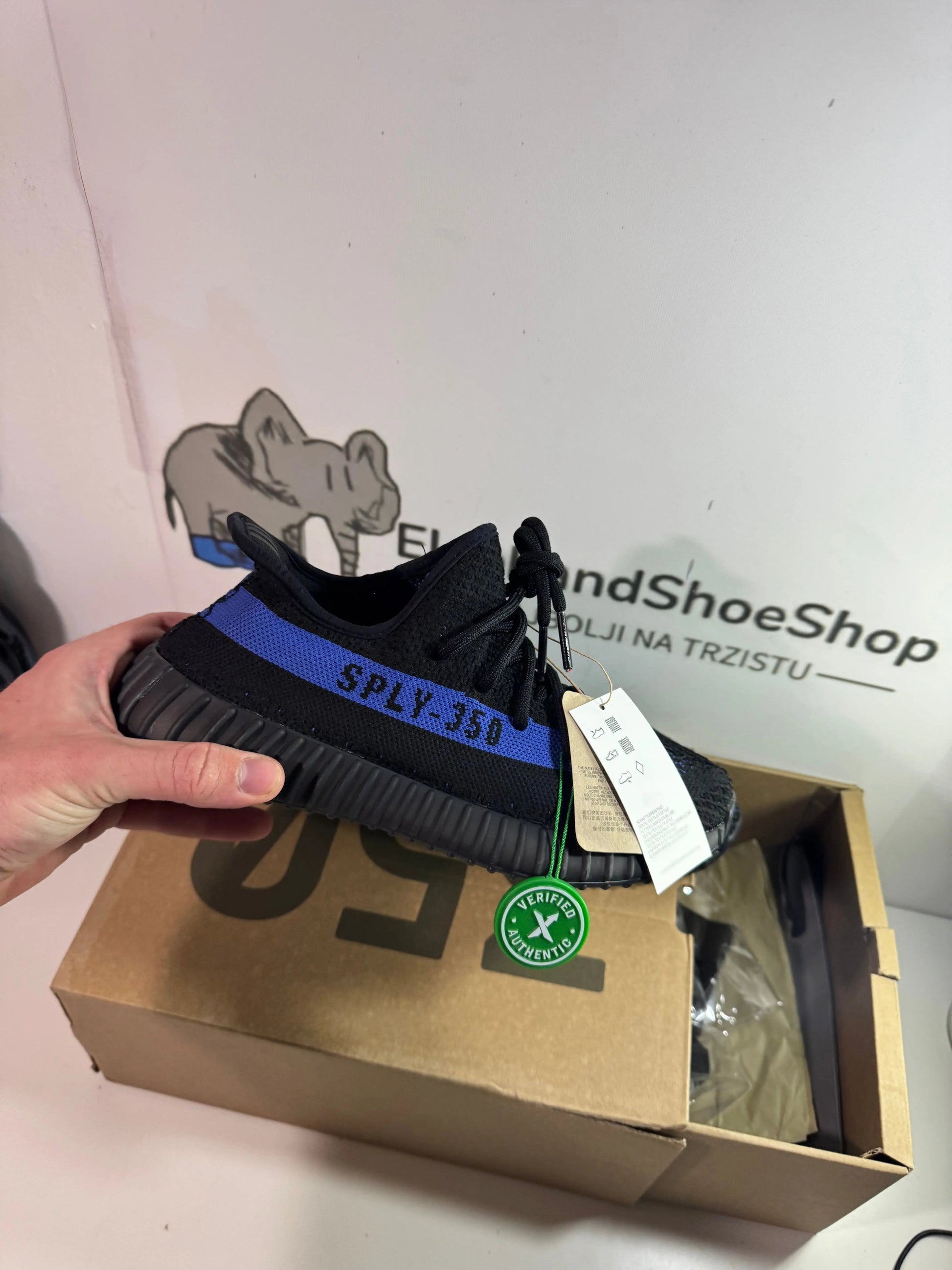 Yeezy Dazzling V2   (Odmah dostupne) br 36 39 42 46 Elephand.shoes