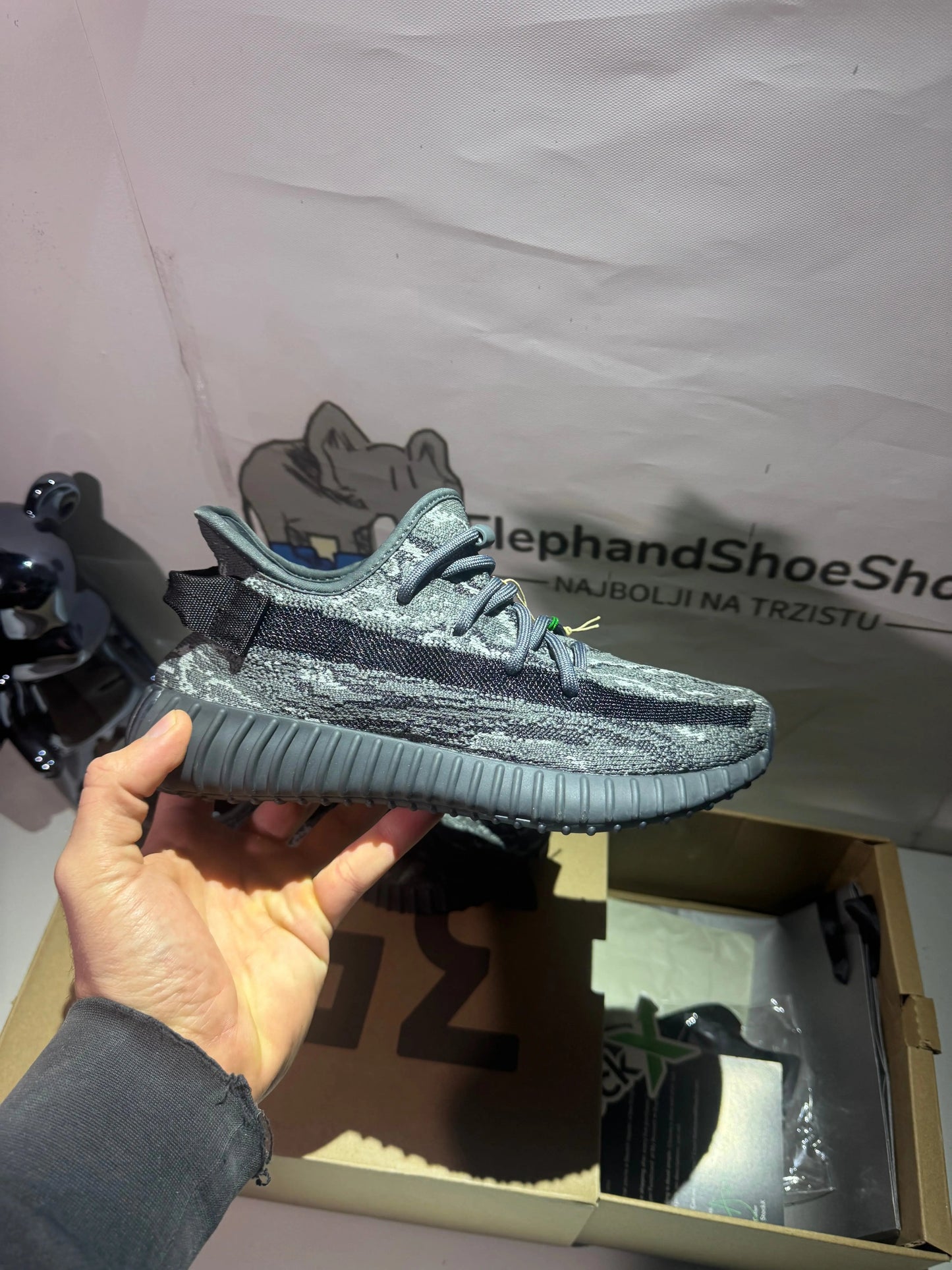 Yeezy Mx Rock V2   (Odmah dostupne) br 38 Elephand.shoes
