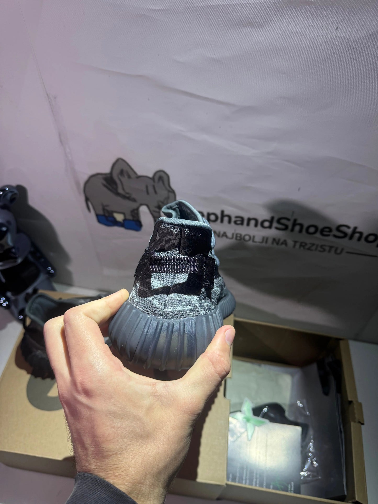 Yeezy Mx Rock V2   (Odmah dostupne) br 38 Elephand.shoes