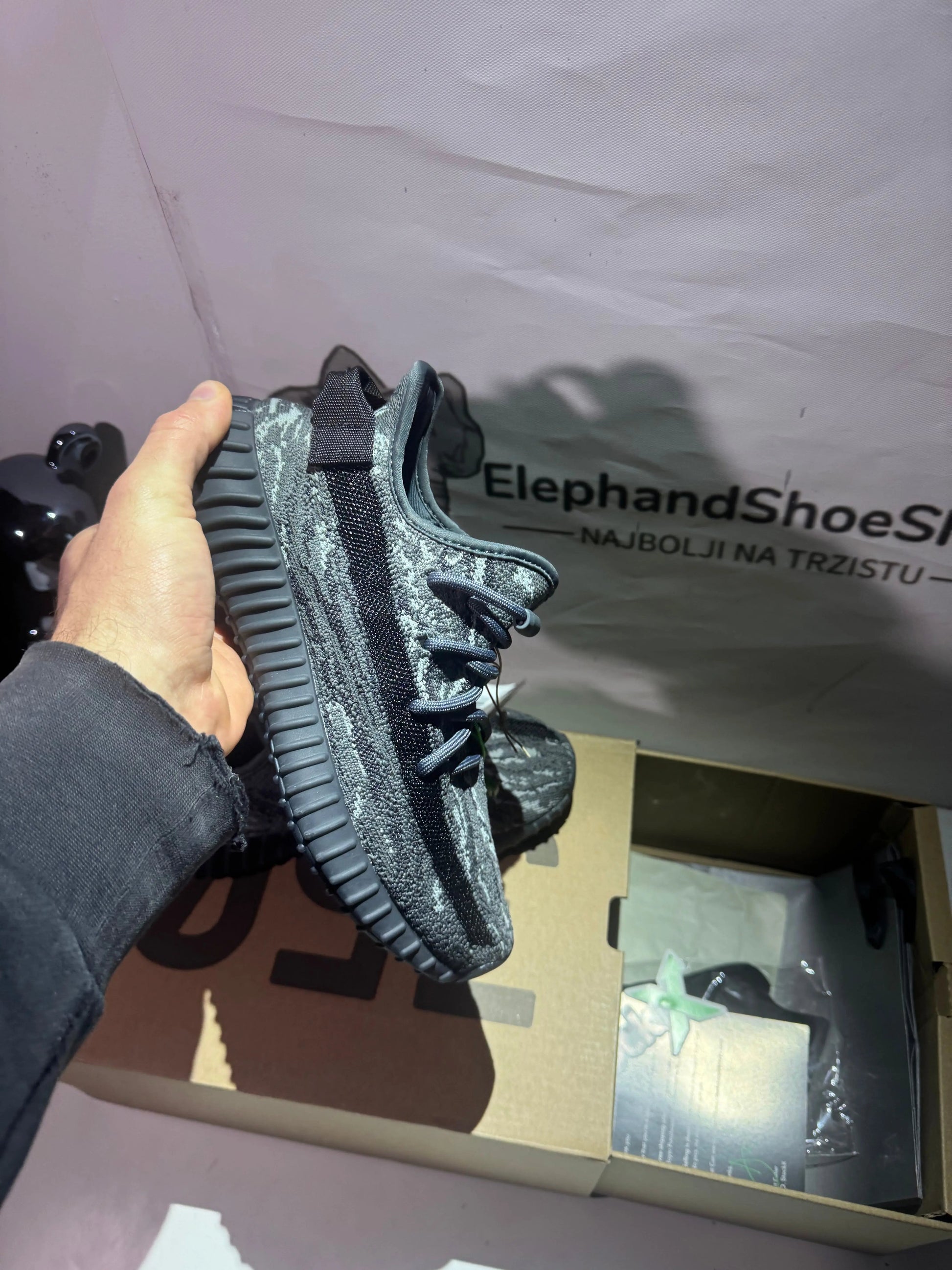 Yeezy Mx Rock V2   (Odmah dostupne) br 38 Elephand.shoes