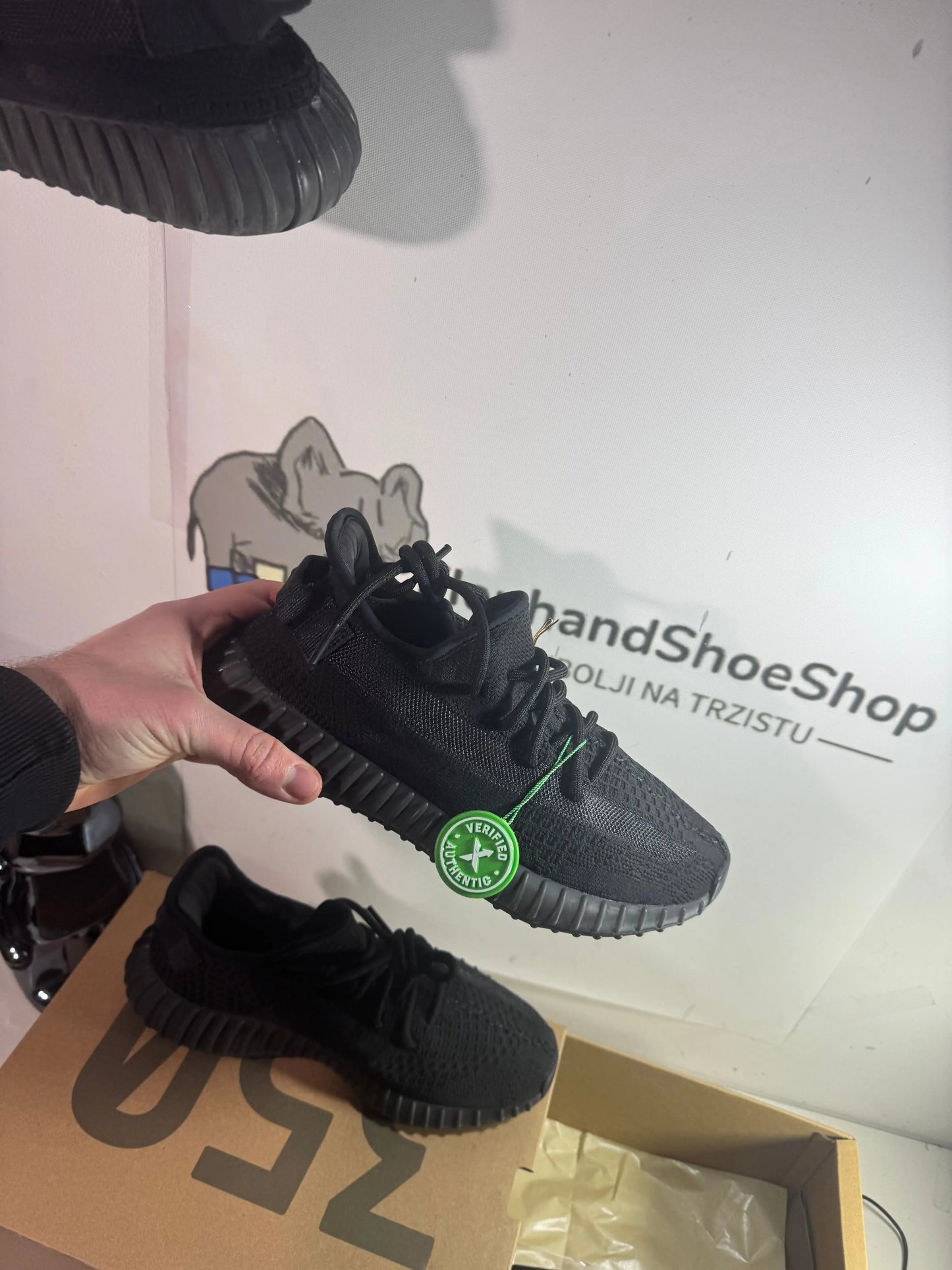 Yeezy  Onyx (Odmah dostupne) br 39 43 Elephand.shoes