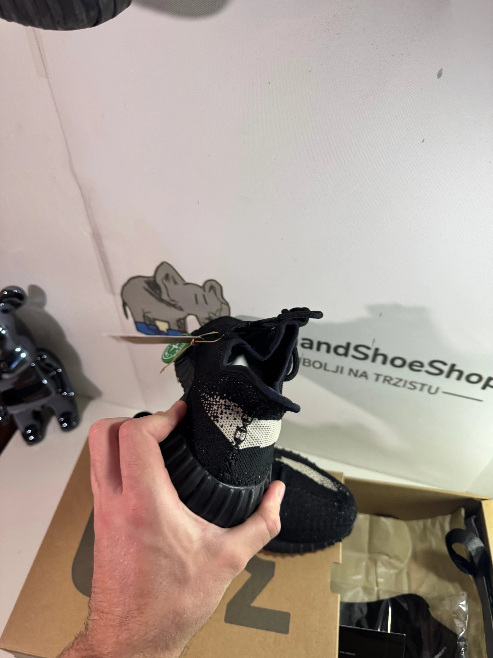 Yeezy Oreo V2   (Odmah dostupne) br 38 42 43 44 Elephand.shoes