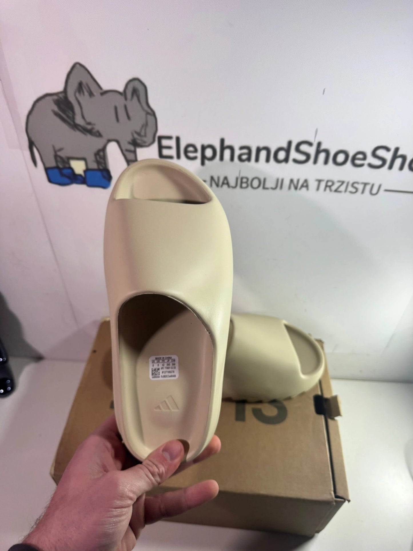 Yeezy Slide Sand (Odmah dostupne) br 43 Elephand.shoes