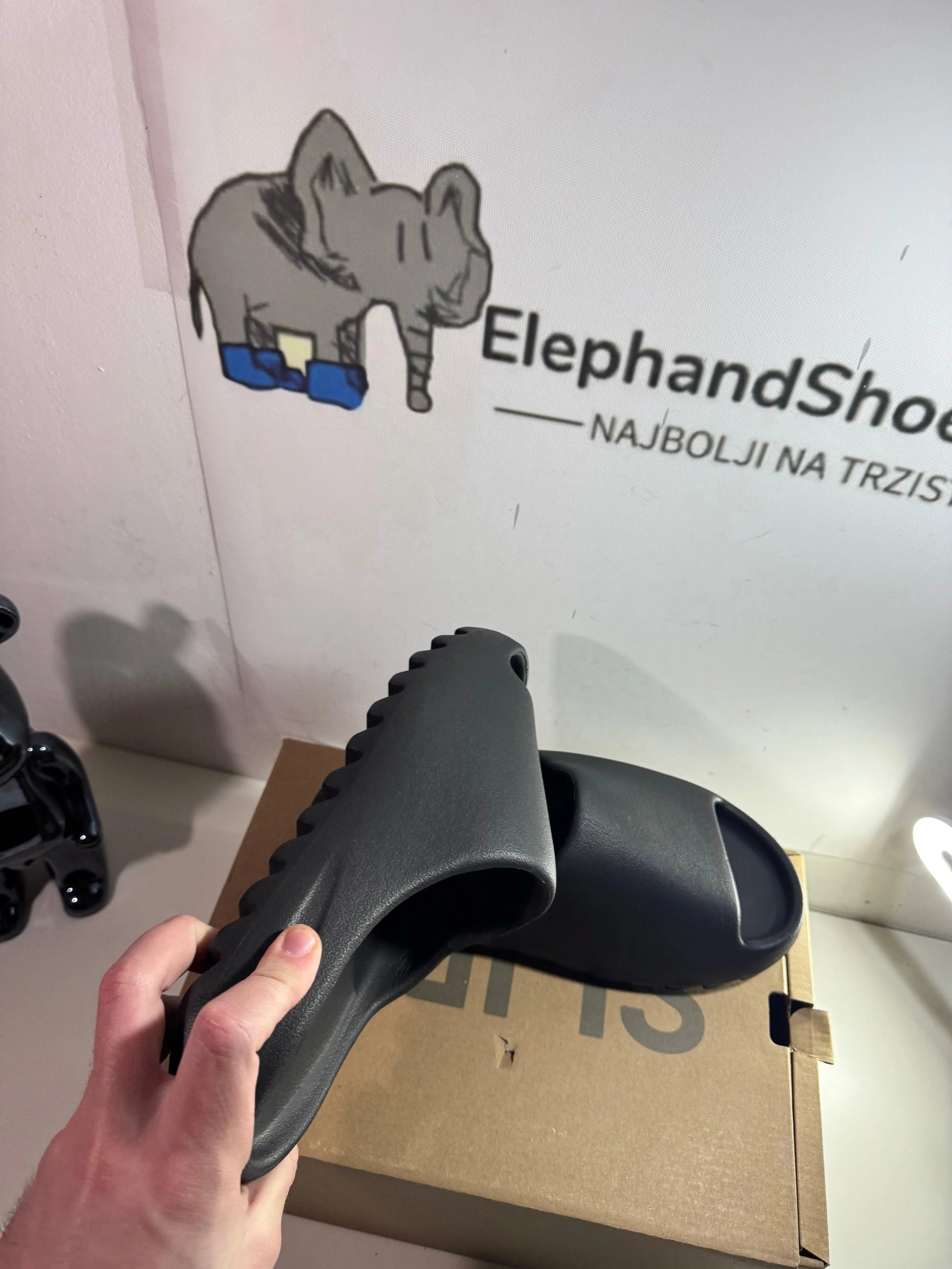 Yeezy Slide (Odmah dostupne) br 38 Elephand.shoes