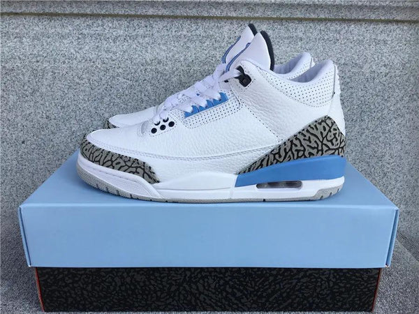 Jordan 3 UNC tenisice — bočni prikaz