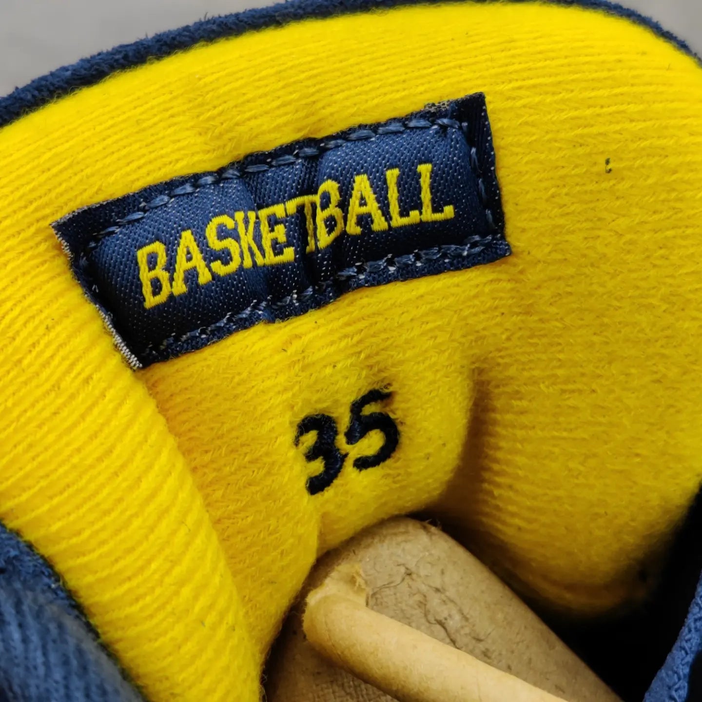 Air Jordan 4 Michigain (PE)