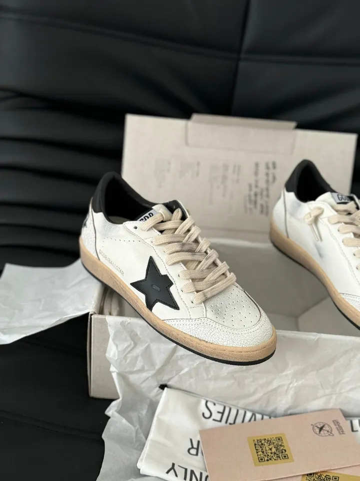 Golden Goose Low White/Black Elephand.shoes