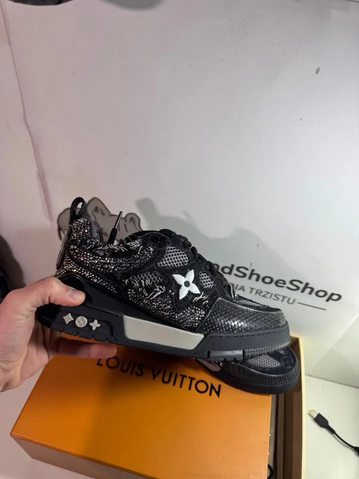 Louis Vuitton Black Sparkle tenisice — bočni prikaz