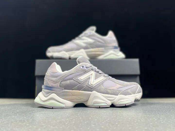 New Balance Grey tenisice — bočni prikaz
