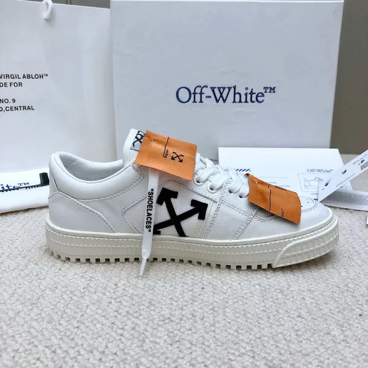 Off-White "Off-Court" 3.0 Low tenisice — bočni prikaz